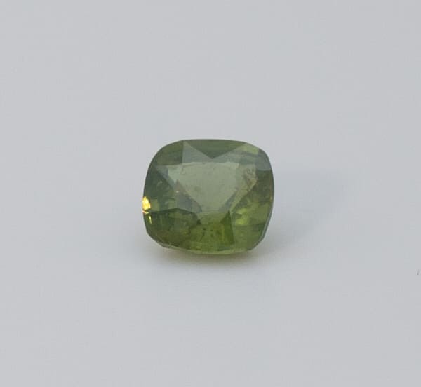 1.1ct Green Peridot SI1 Antique Cushion Shape (5.8x5.7x3.4 mm) Unheated gemstone from Sri Lanka