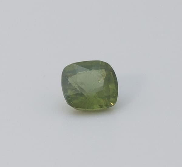 1.1ct Green Peridot SI1 Antique Cushion Shape (5.8x5.7x3.4 mm) Unheated gemstone from Sri Lanka