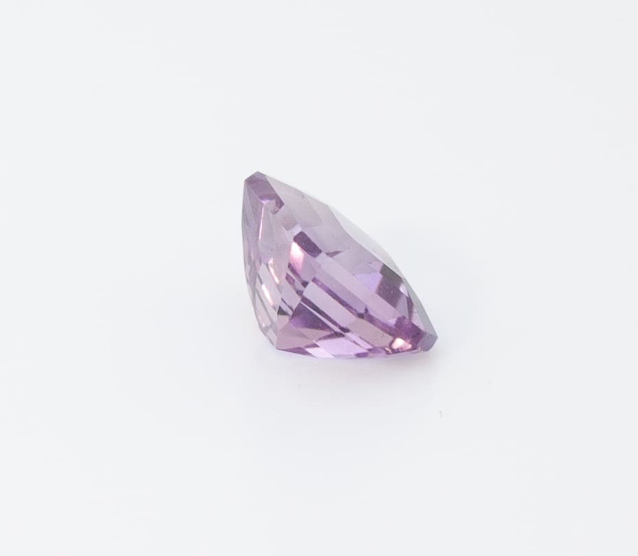 3.85ct Purple Amethyst VVS Antique Cushion Shape (9.5x9.5x6.3 mm) Unheated gemstone from Sri Lanka