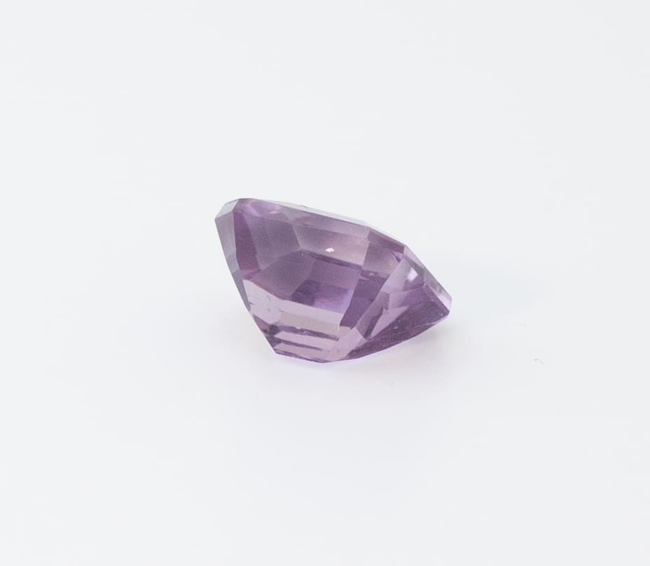 3.85ct Purple Amethyst VVS Antique Cushion Shape (9.5x9.5x6.3 mm) Unheated gemstone from Sri Lanka