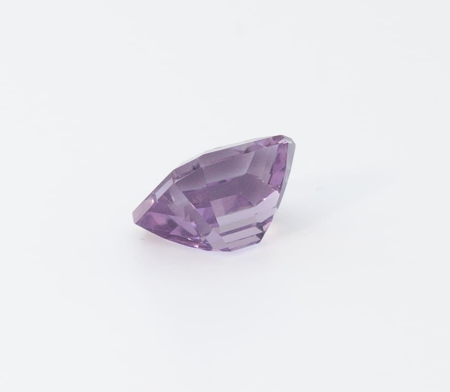 3.85ct Purple Amethyst VVS Antique Cushion Shape (9.5x9.5x6.3 mm) Unheated gemstone from Sri Lanka