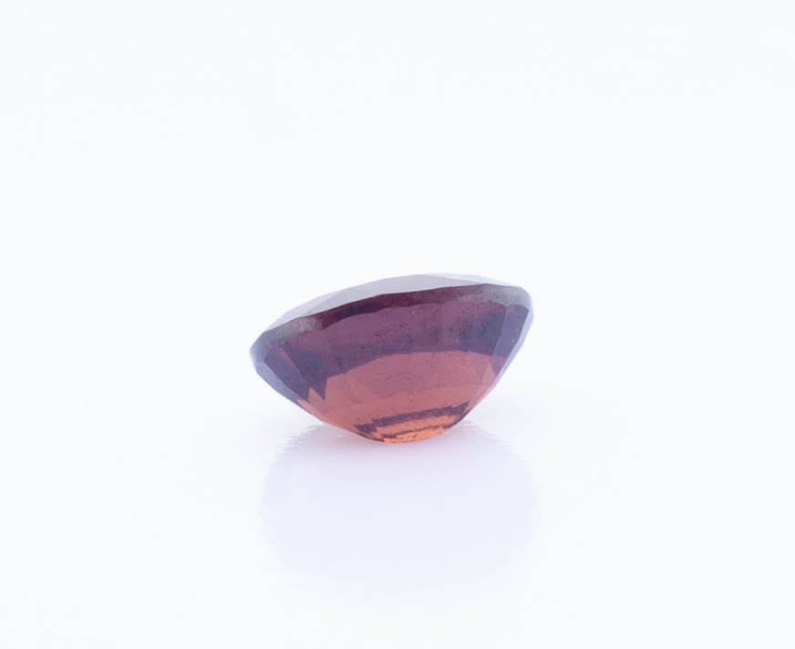 0.5ct Red Ruby VVS Oval Shape (5.2x4.2x2.7 mm) Unheated gemstone from Sri Lanka