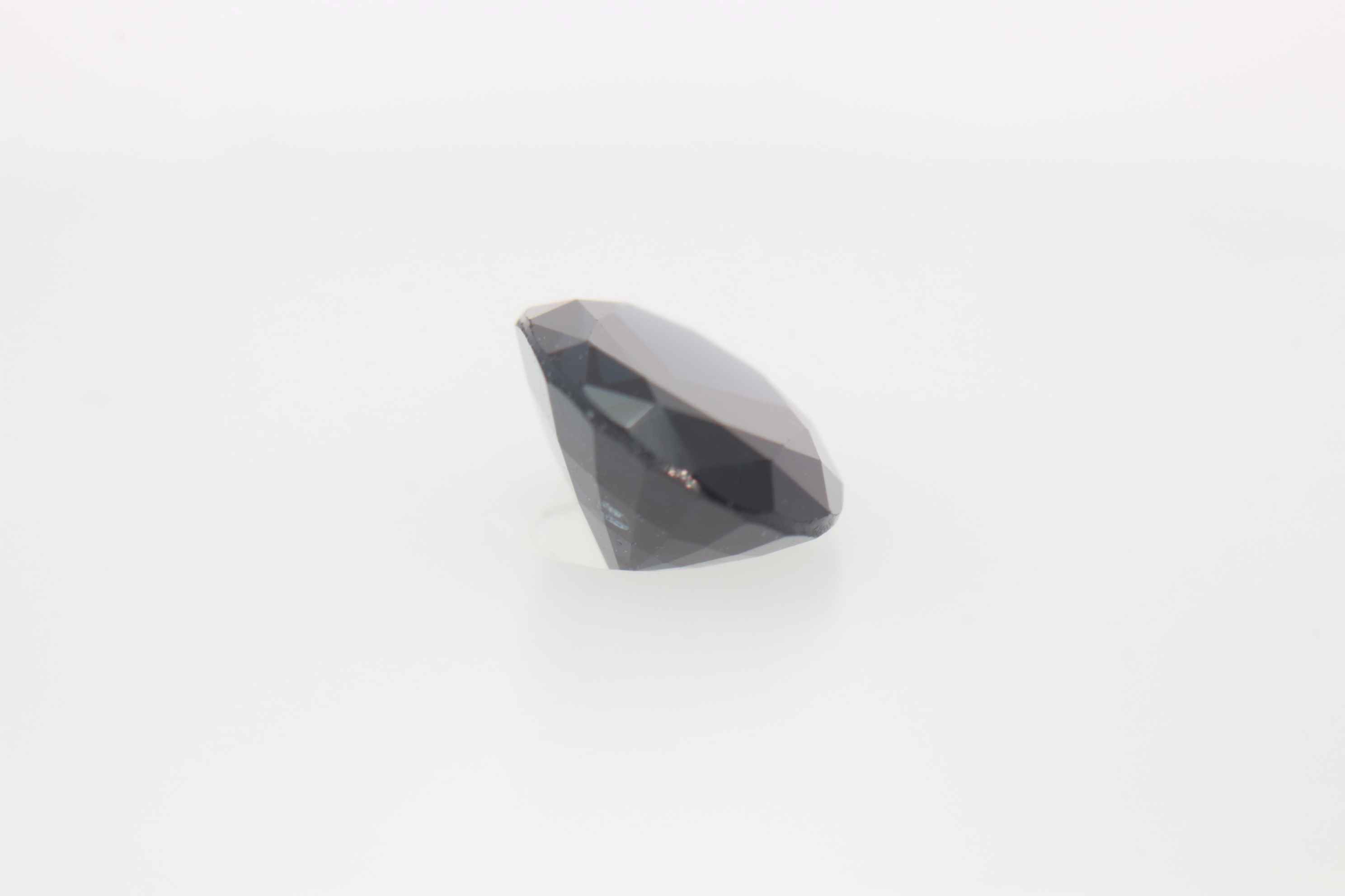 1.25ct Blue Spinel VVS Oval Shape (7.6x5.6x3.3 mm) Unheated gemstone from Sri Lanka