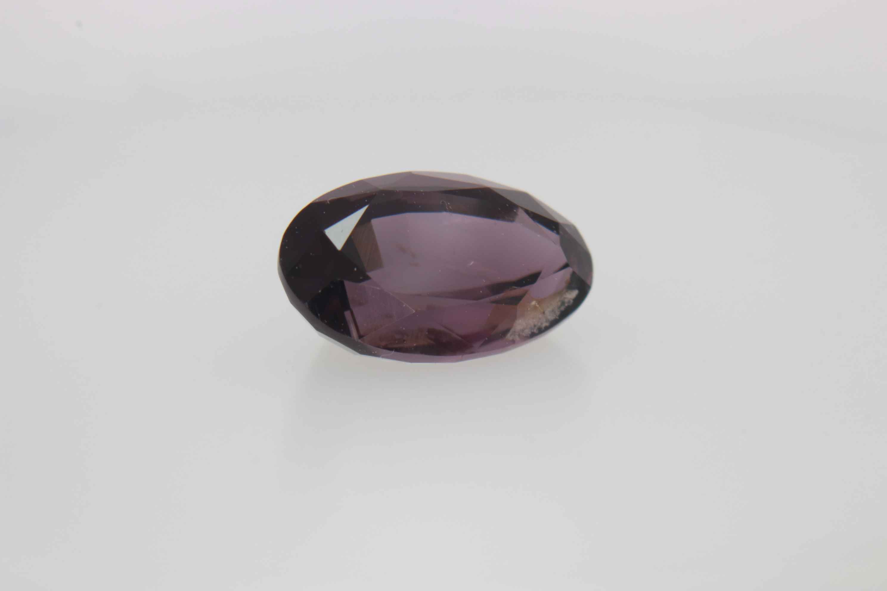 1.25ct Purple Spinel SI1 Oval Shape (7.9x5x3.8 mm) Unheated gemstone from Sri Lanka