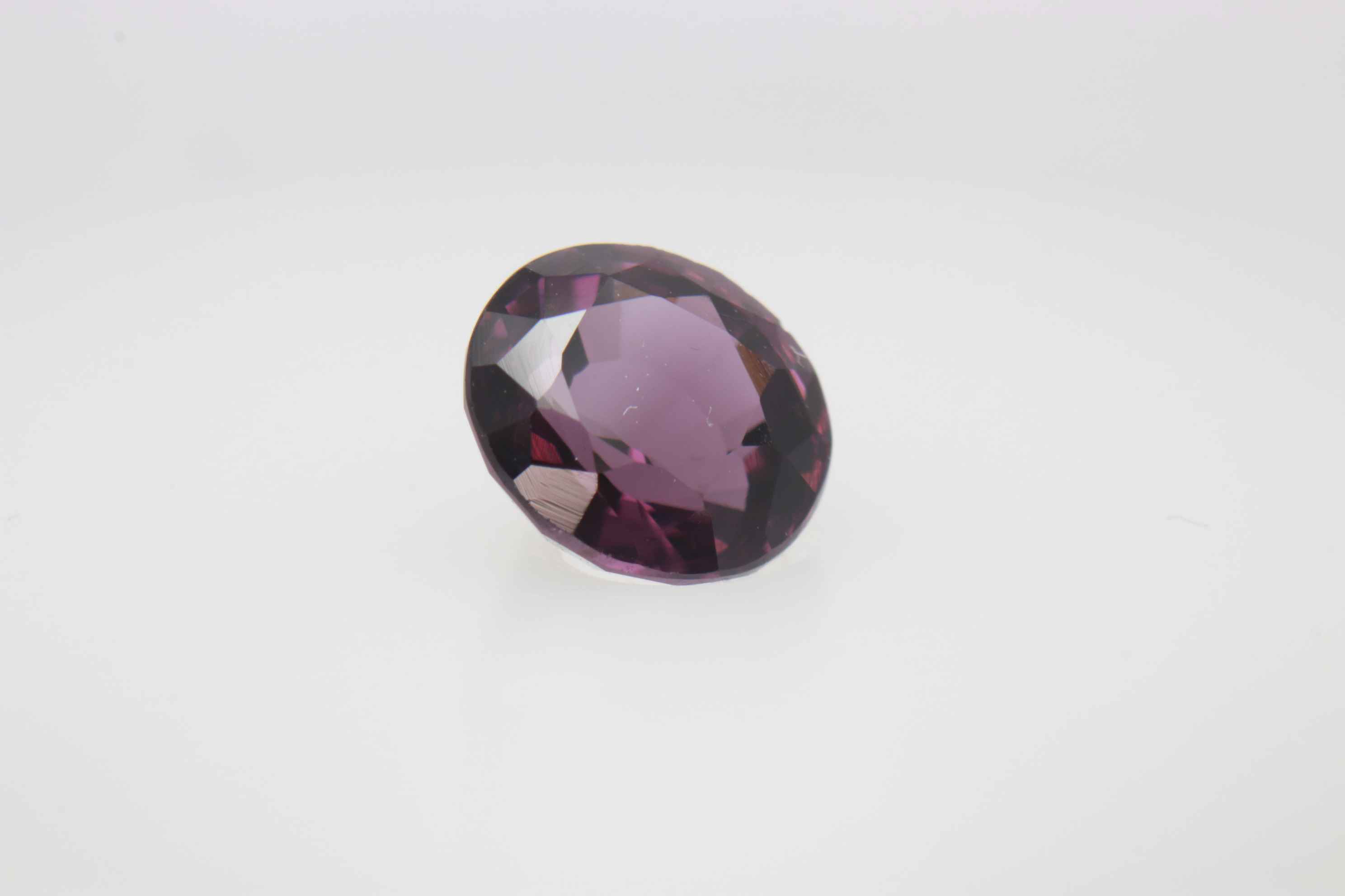 1ct Purple Spinel VVS Round Shape (5.9x3.5x0 mm) Unheated gemstone from Sri Lanka