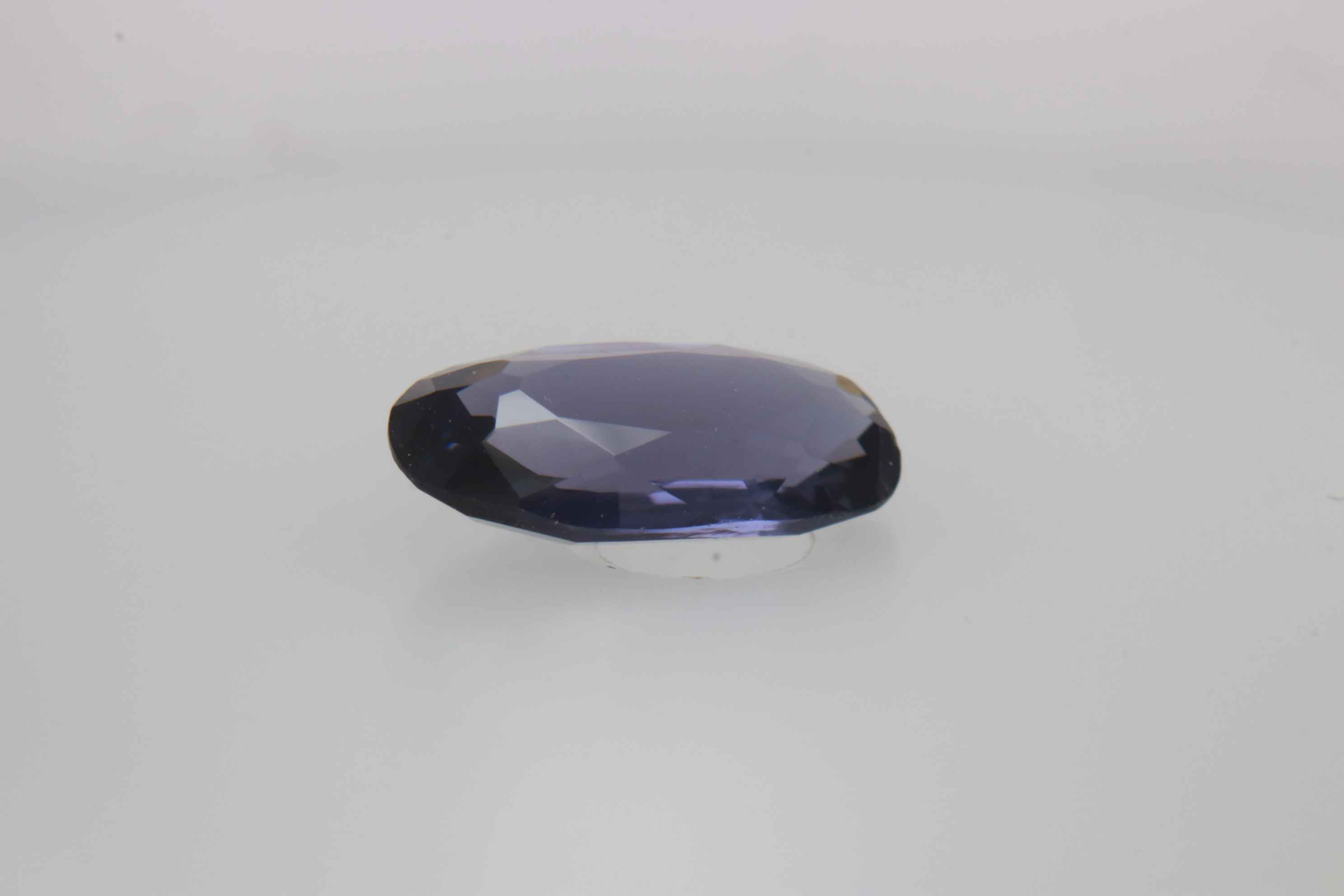 0.9ct Black Spinel VVS Oval Shape (8.1x4.7x2.4 mm) Unheated gemstone from Sri Lanka