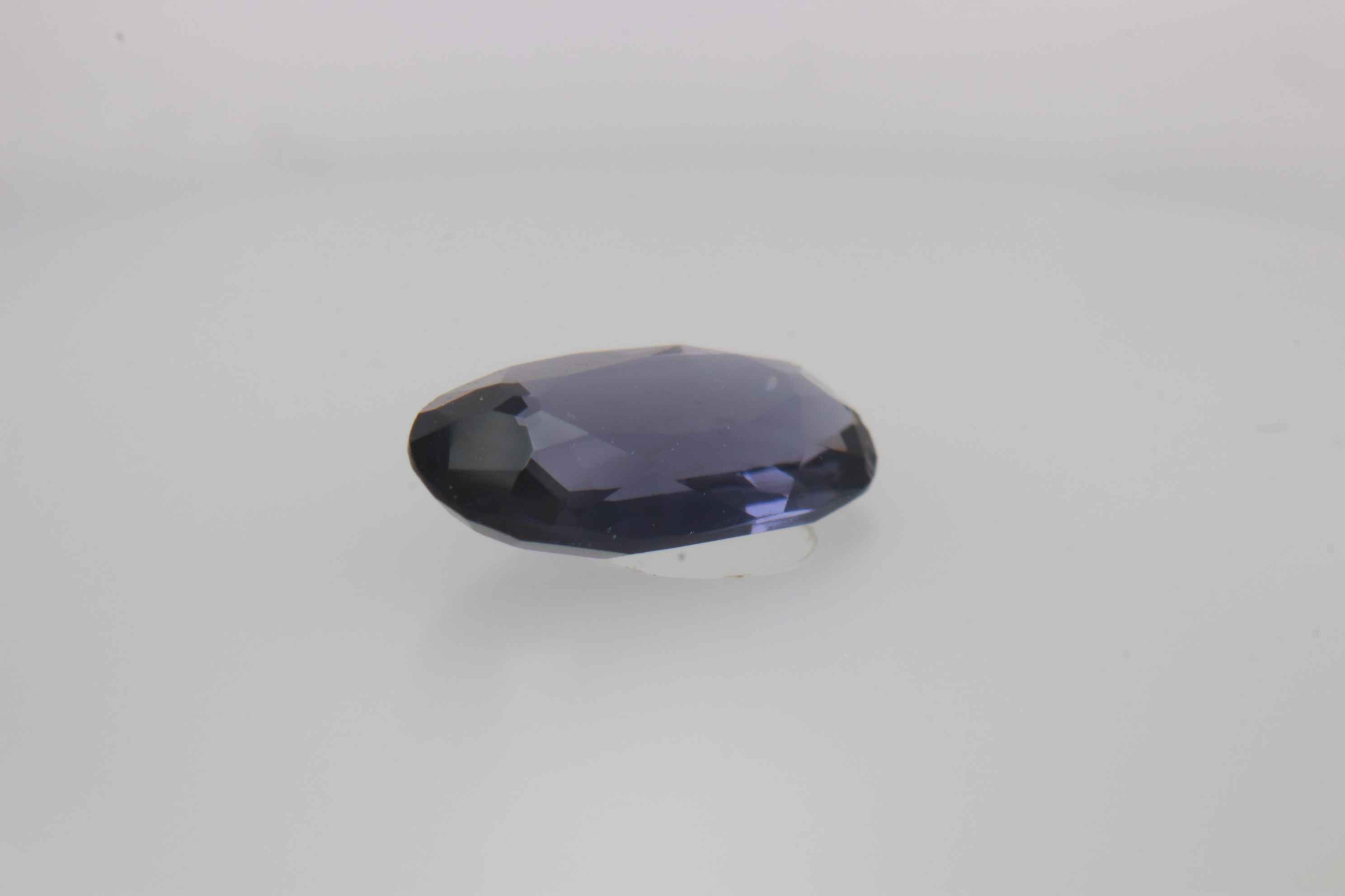 0.9ct Black Spinel VVS Oval Shape (8.1x4.7x2.4 mm) Unheated gemstone from Sri Lanka