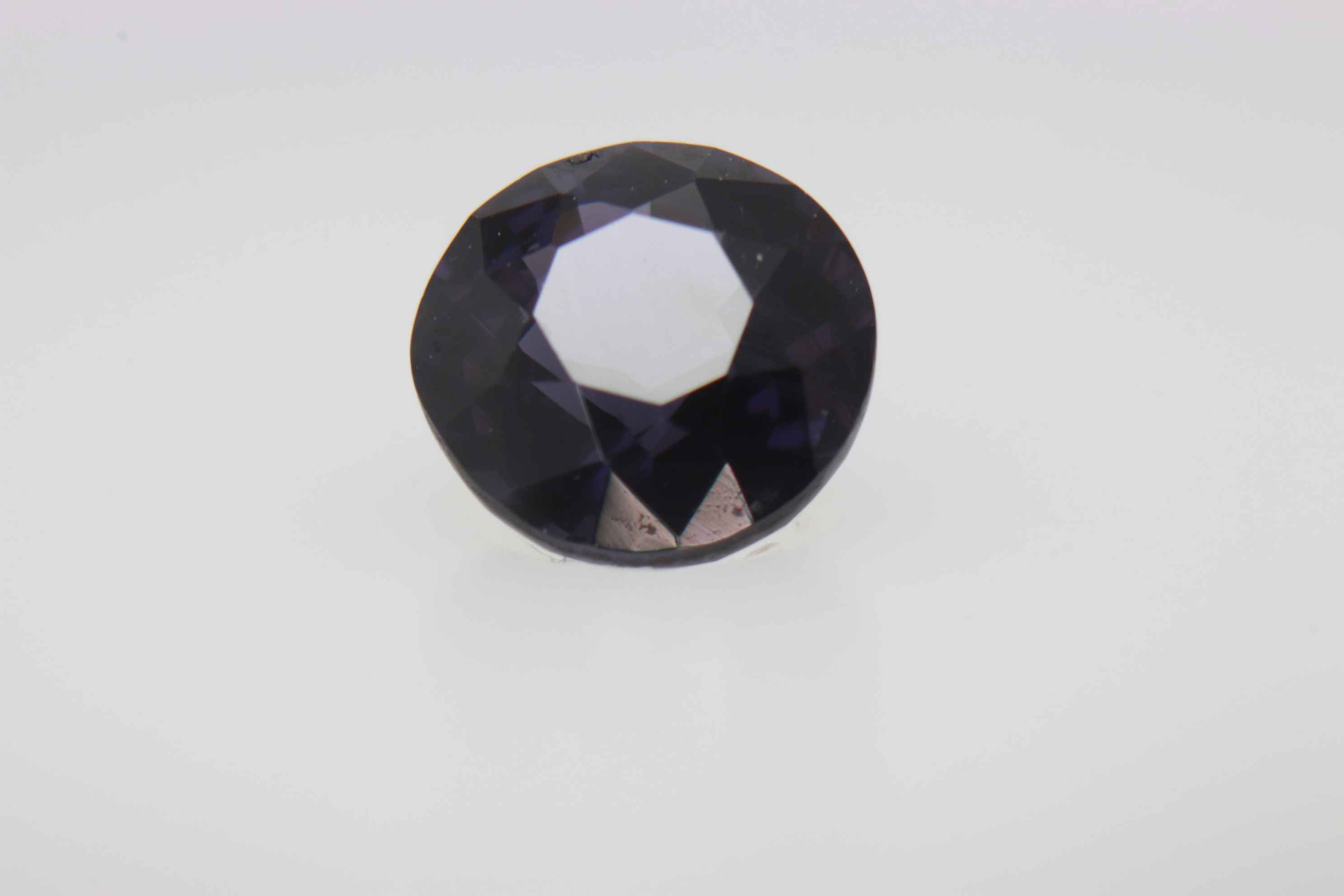 0.8ct Purple Spinel Vs Round Shape (0x5.9x3.6 mm) Unheated gemstone from Sri Lanka