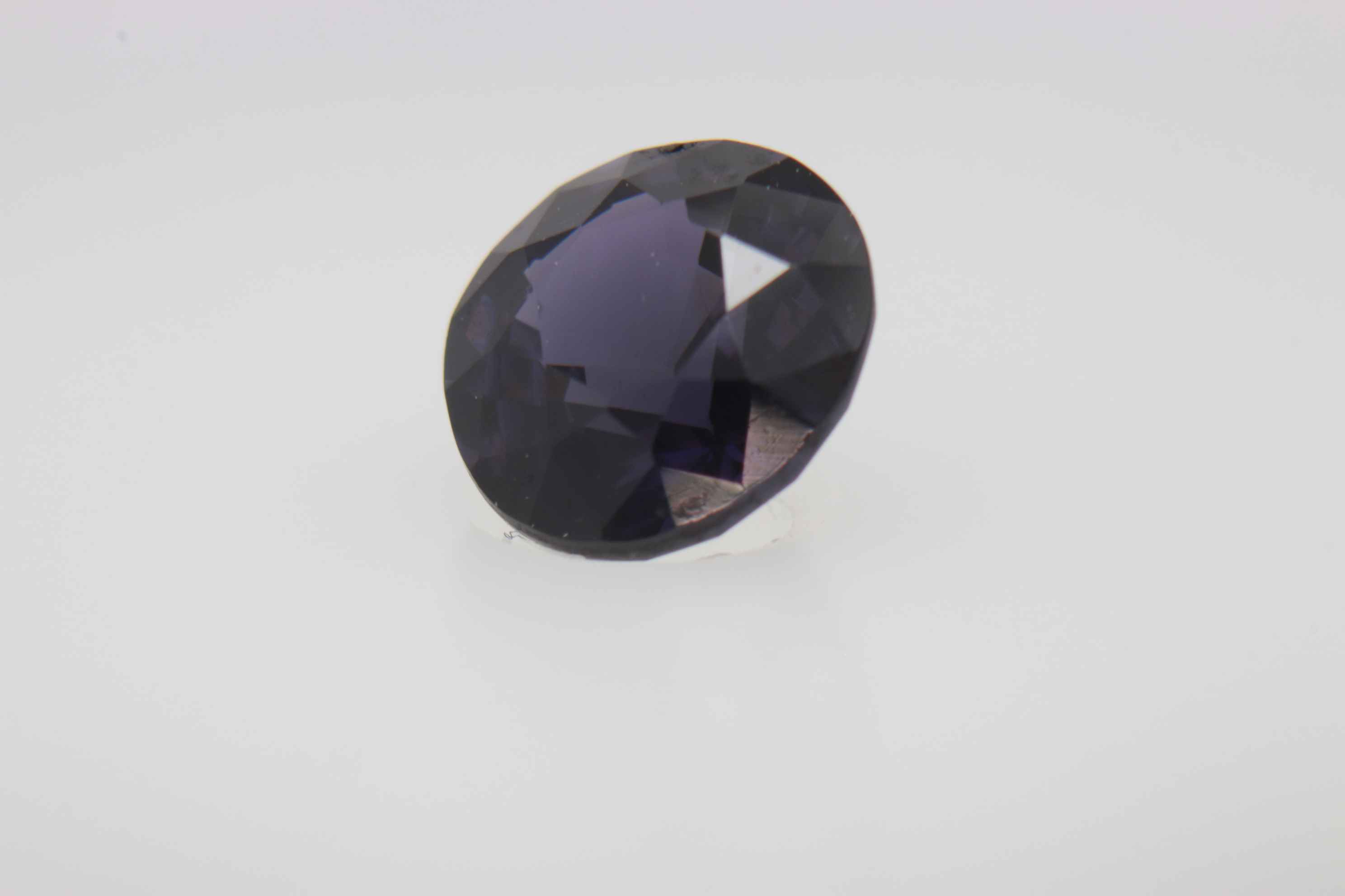 0.8ct Purple Spinel Vs Round Shape (0x5.9x3.6 mm) Unheated gemstone from Sri Lanka