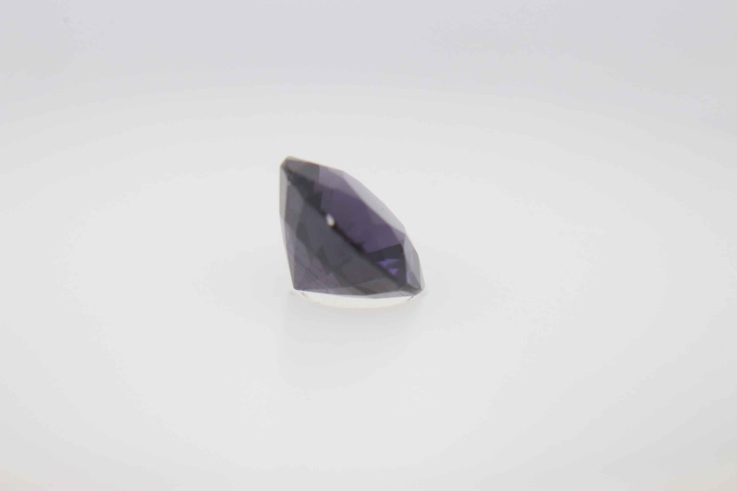 0.8ct Cobolt Spinel Vs Round Shape (0x5.7x4.1 mm) Unheated gemstone from Sri Lanka