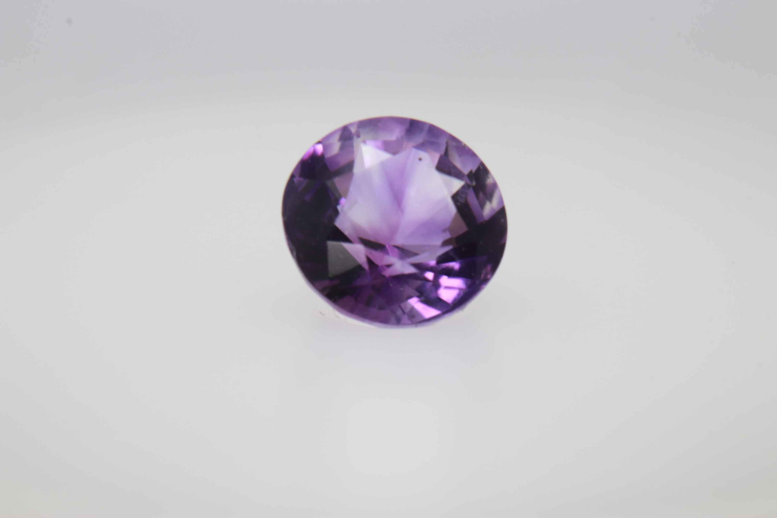 1.1ct Purple Spinel VVS Round Shape (0x6.2x4.5 mm) Unheated gemstone from Sri Lanka