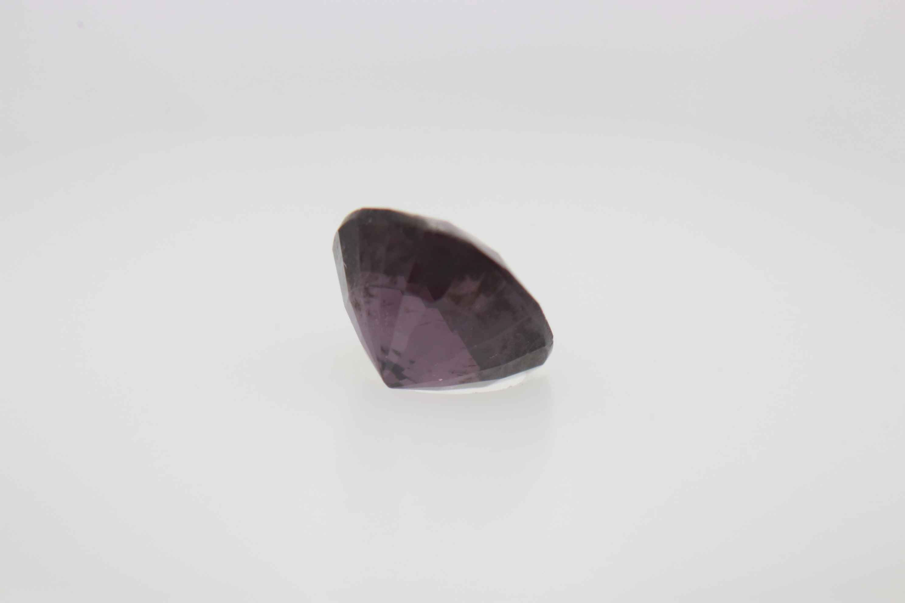 0.8ct Purple Spinel Vs Round Shape (0x5.4x3.8 mm) Unheated gemstone from Sri Lanka
