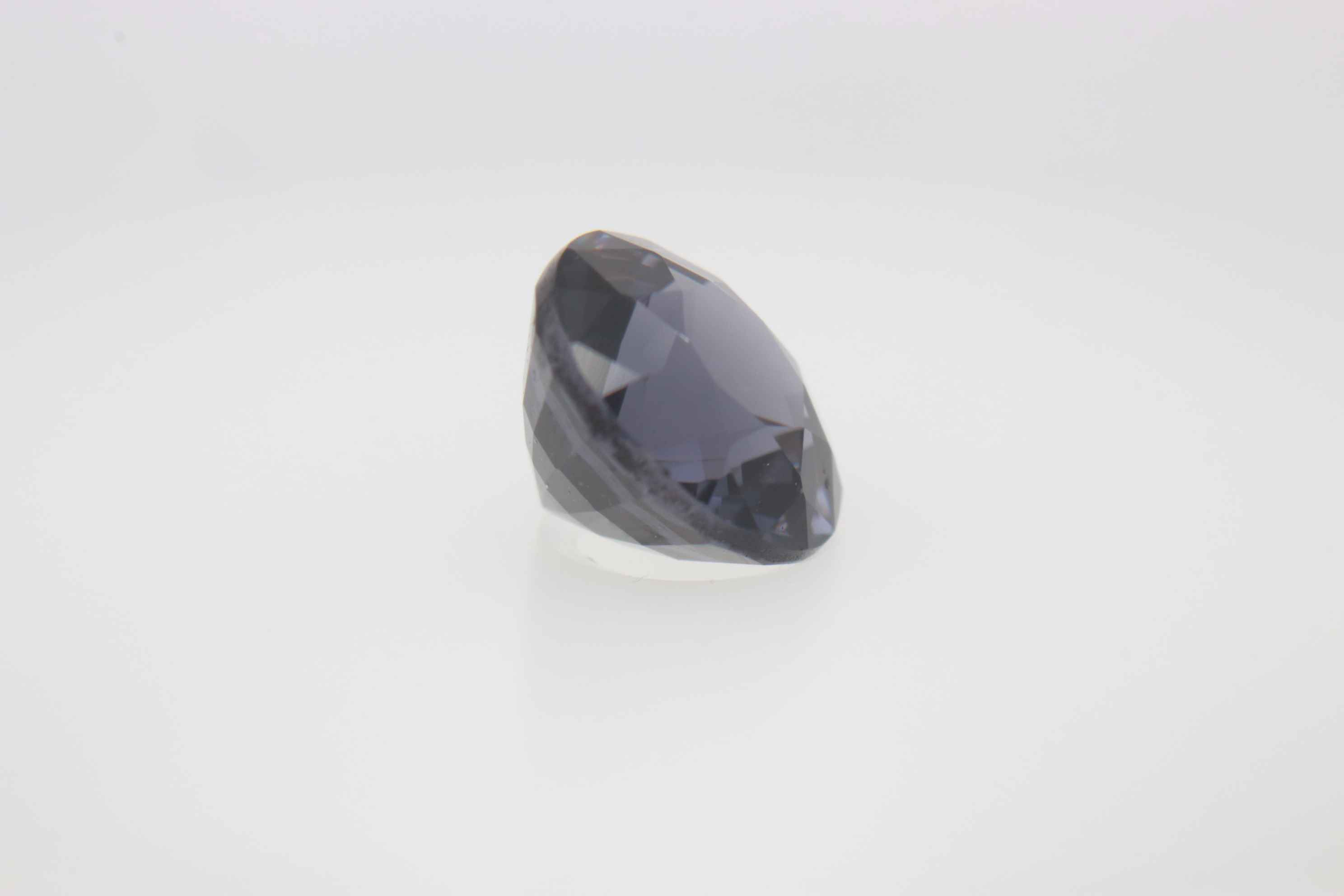 1.2ct Cobolt Spinel Vs Round Shape (0x6.2x4.4 mm) Unheated gemstone from Sri Lanka