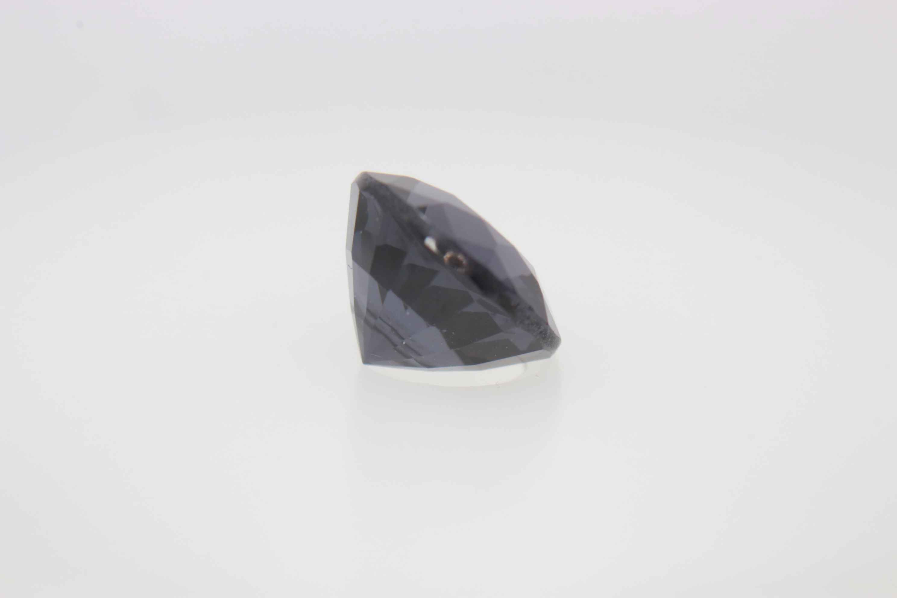1.2ct Cobolt Spinel Vs Round Shape (0x6.2x4.4 mm) Unheated gemstone from Sri Lanka