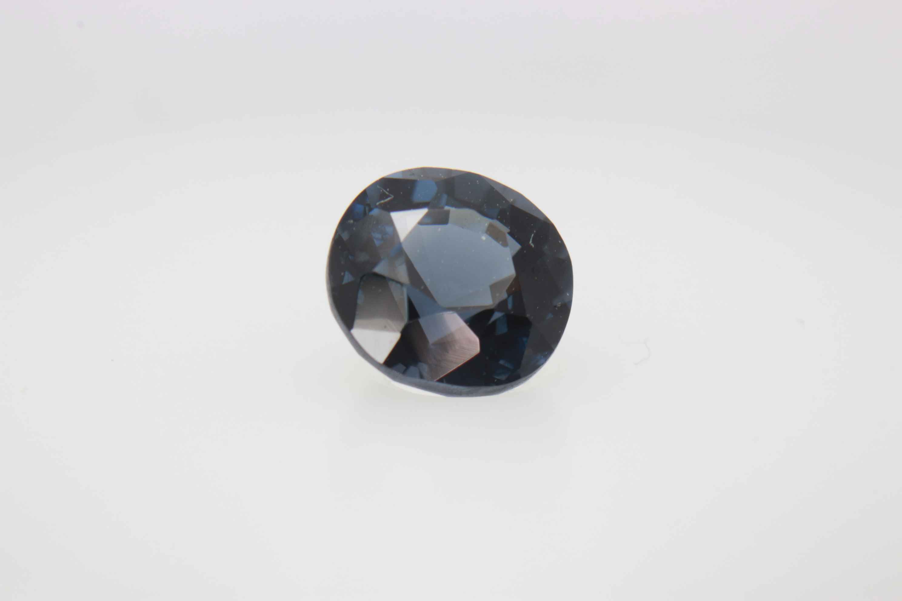 1.1ct Cobolt Spinel VVS Round Shape (0x5.9x4.1 mm) Unheated gemstone from Sri Lanka