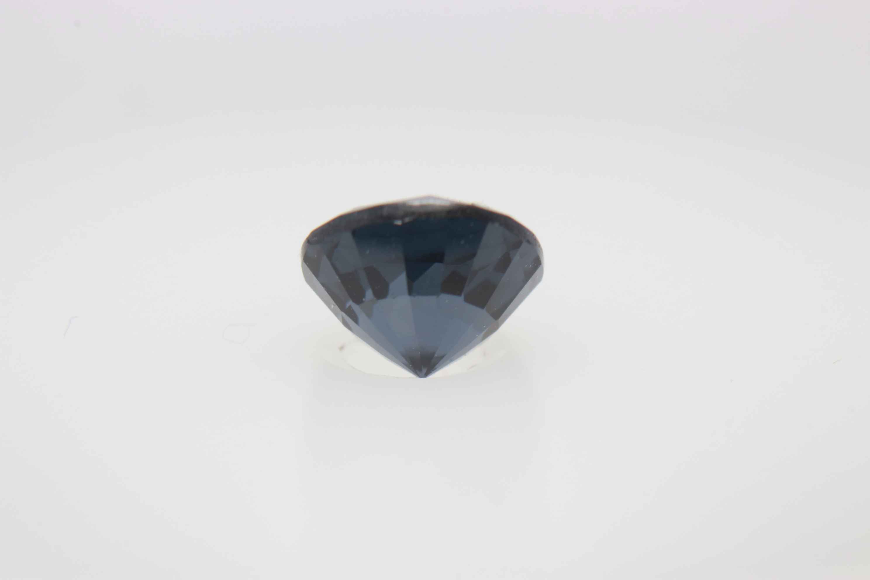 1.1ct Cobolt Spinel VVS Round Shape (0x5.9x4.1 mm) Unheated gemstone from Sri Lanka