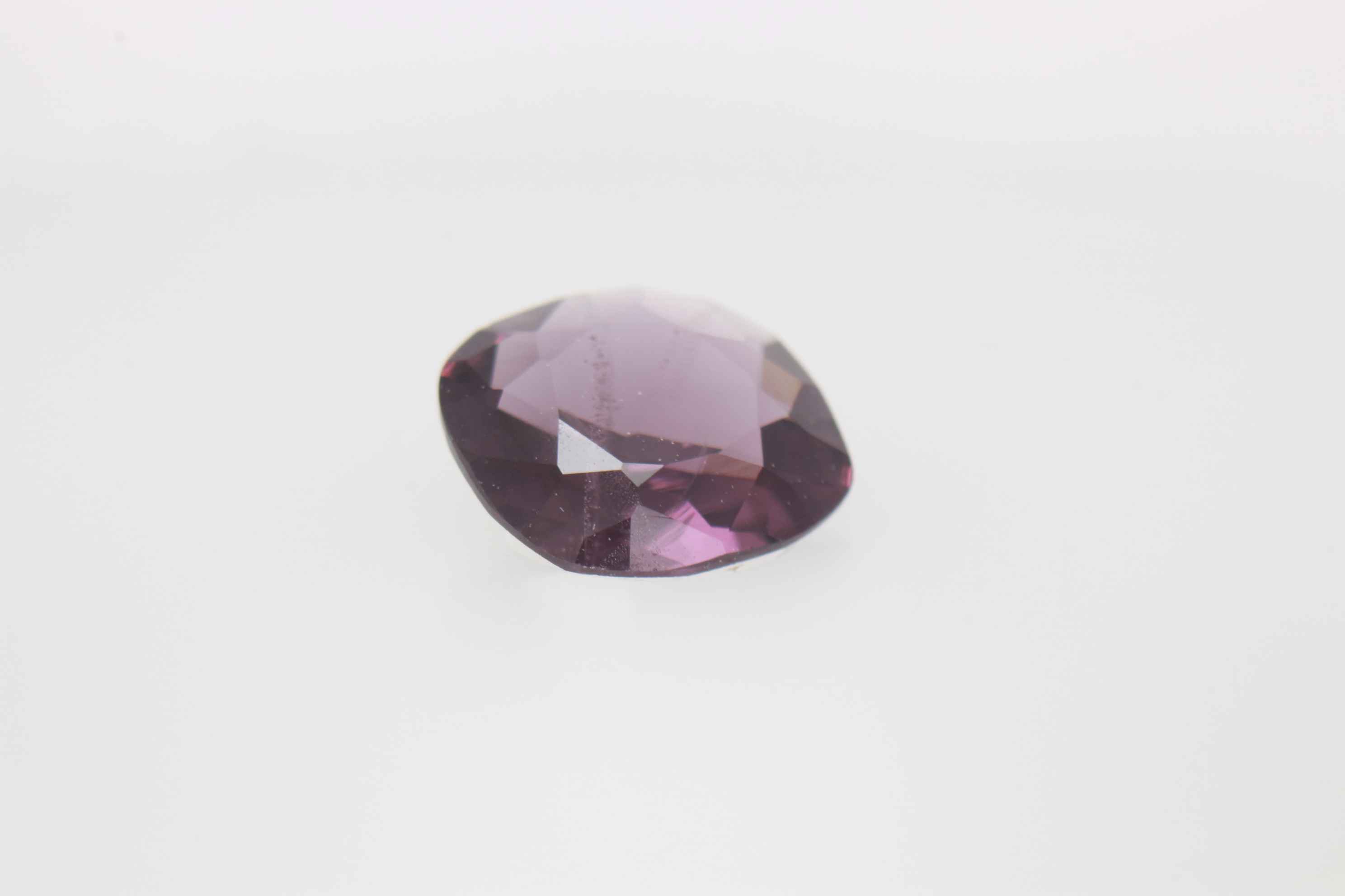 0.8ct Purple Spinel Vs1 Round Shape (0x6.1x2.4 mm) Unheated gemstone from Sri Lanka