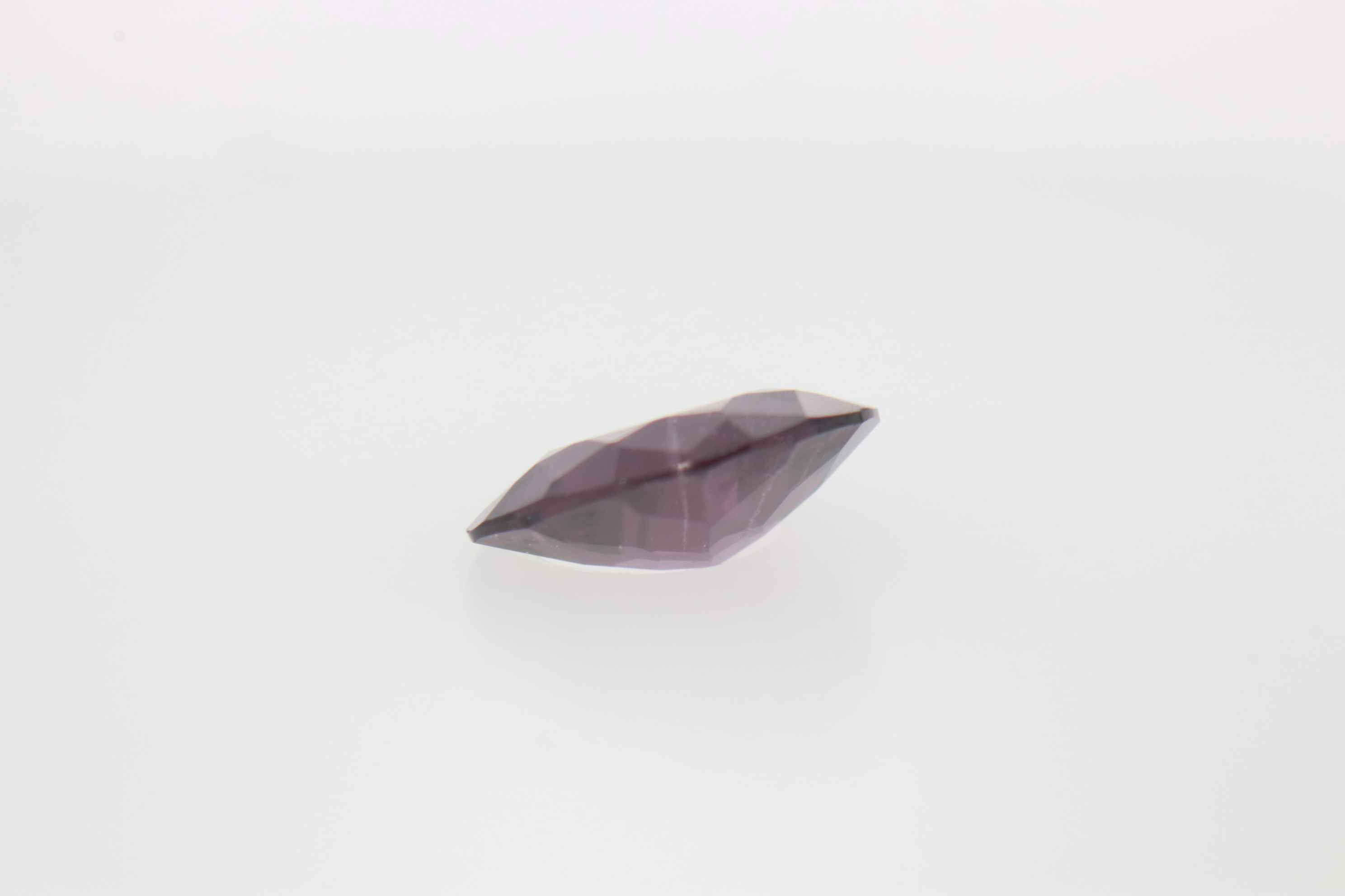 0.8ct Purple Spinel Vs1 Round Shape (0x6.1x2.4 mm) Unheated gemstone from Sri Lanka