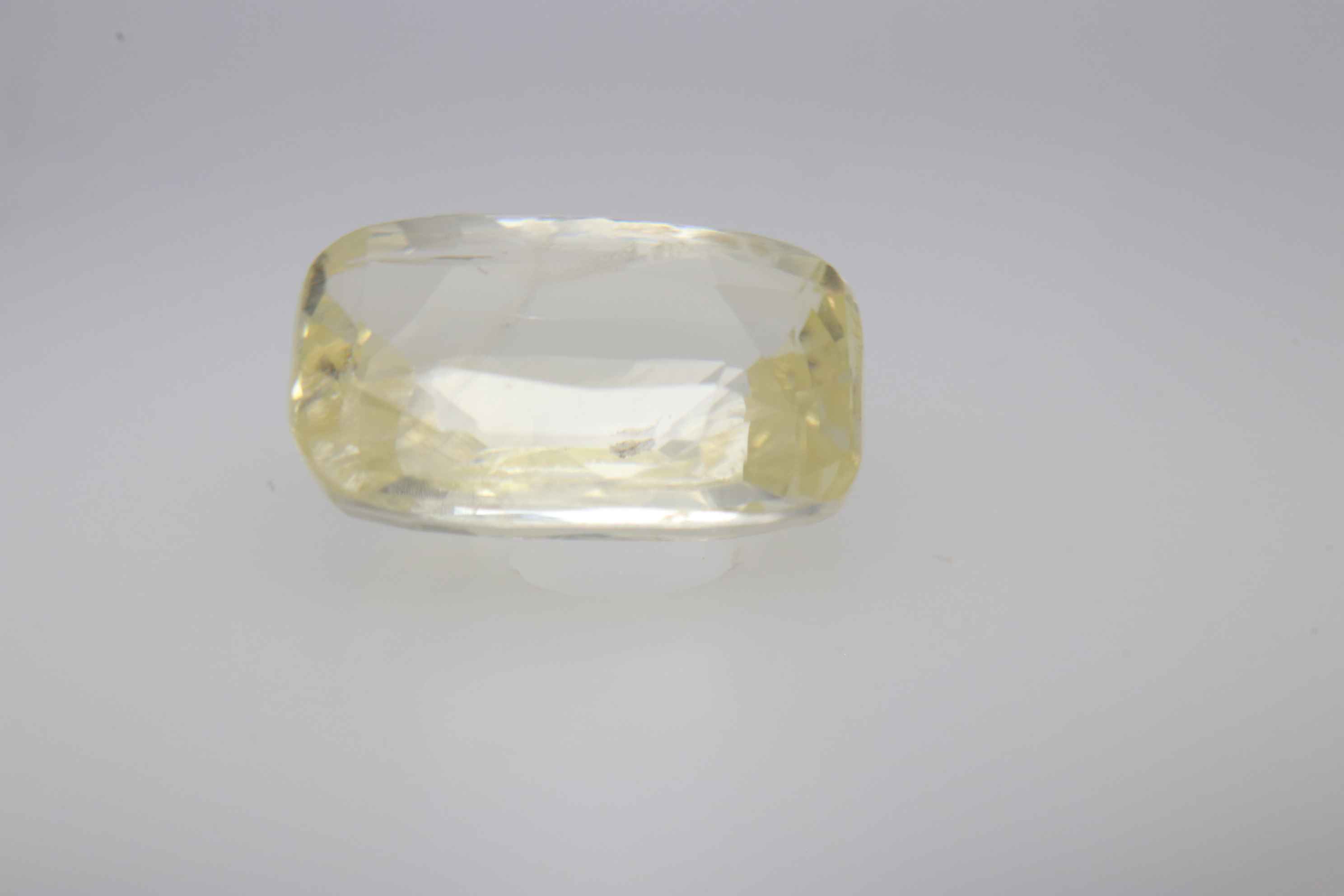 2ct Yellow Sapphire VVS1 Fancy Cushion Shape (8.7x6.4x3.2 mm) Unheated gemstone from Sri Lanka