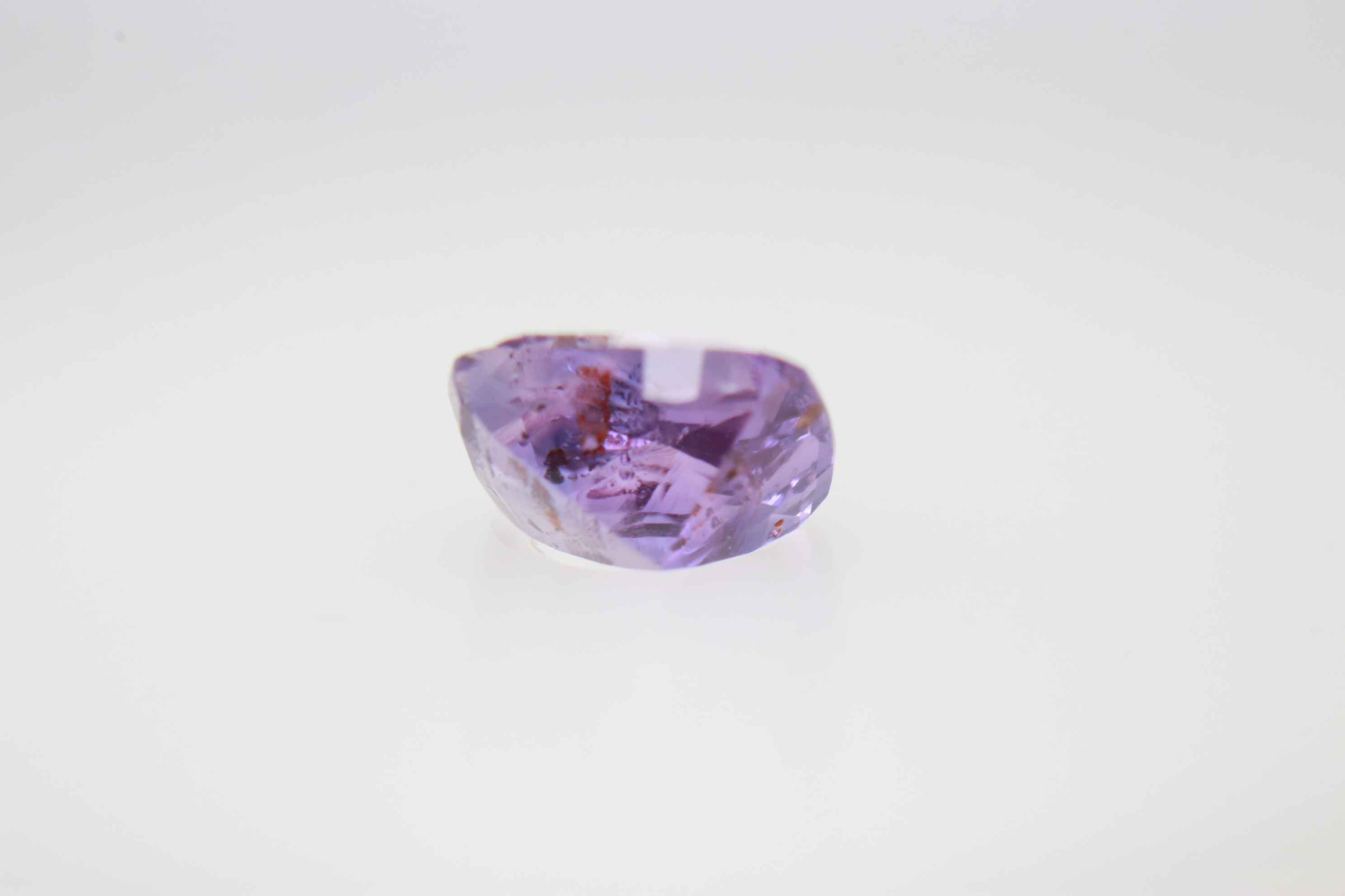 0.8ct Purple Sapphire Vs Fancy Cushion Shape (5.5x4.4x3.5 mm) Unheated gemstone from Sri Lanka