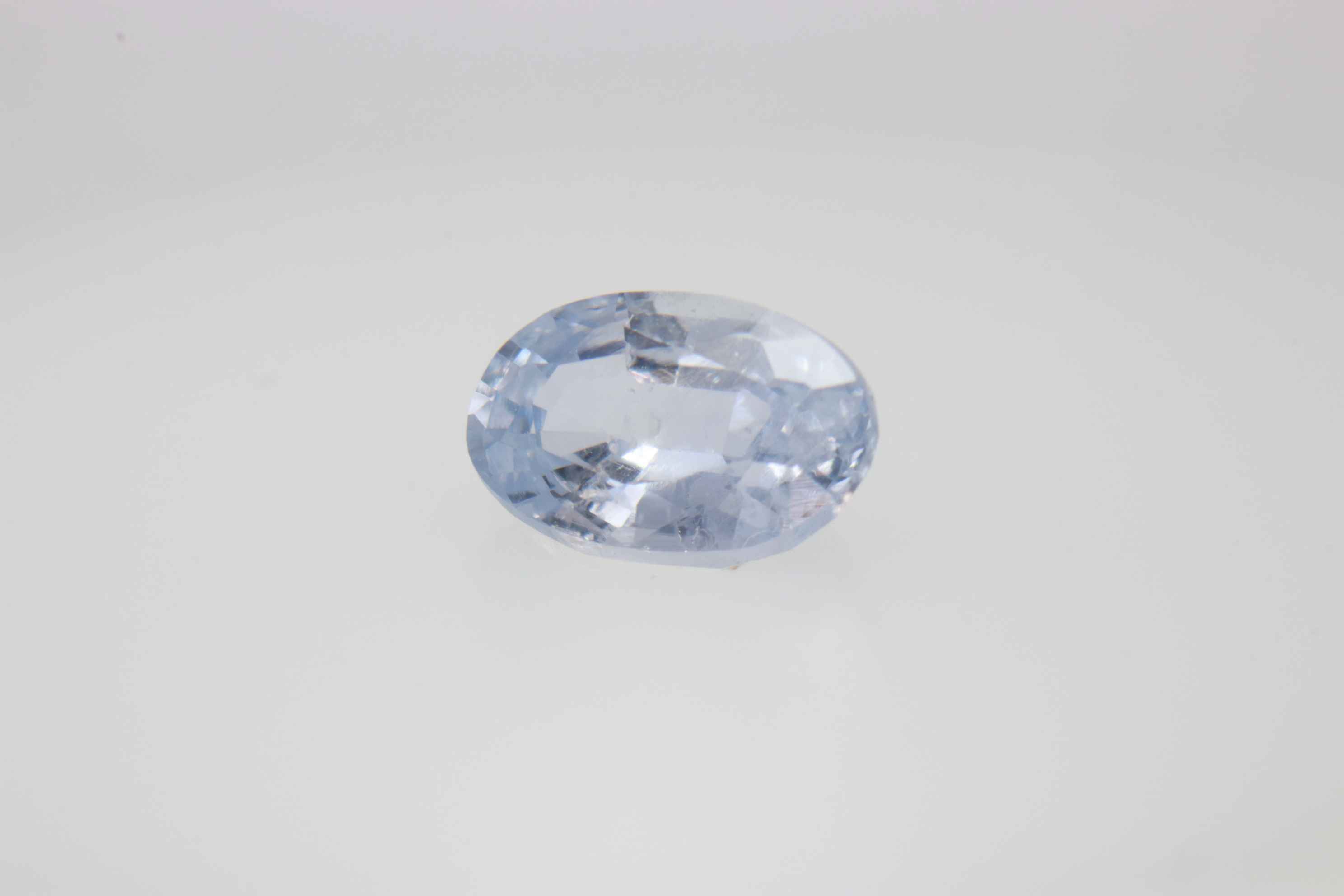 0.8ct Alice Blue Sapphire VVS Oval Shape (5.8x4.3x3 mm) Unheated gemstone from Sri Lanka