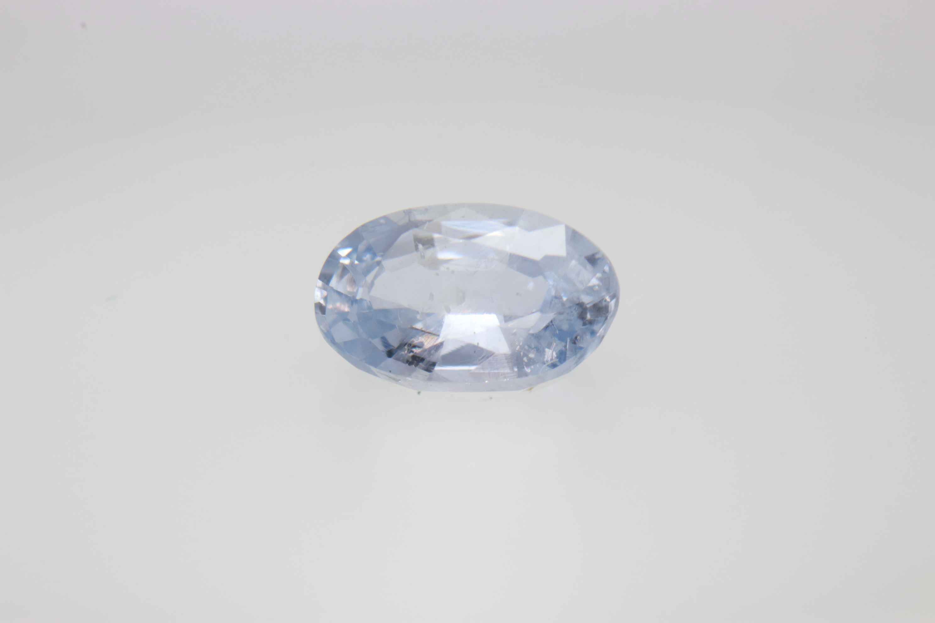 0.8ct Alice Blue Sapphire VVS Oval Shape (5.8x4.3x3 mm) Unheated gemstone from Sri Lanka