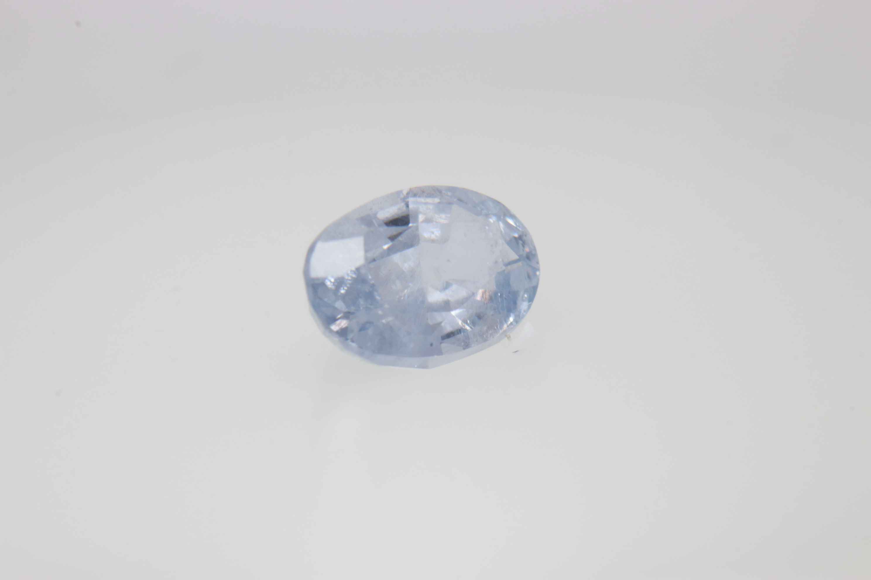 0.8ct Alice Blue Sapphire VVS Oval Shape (5.8x4.3x3 mm) Unheated gemstone from Sri Lanka