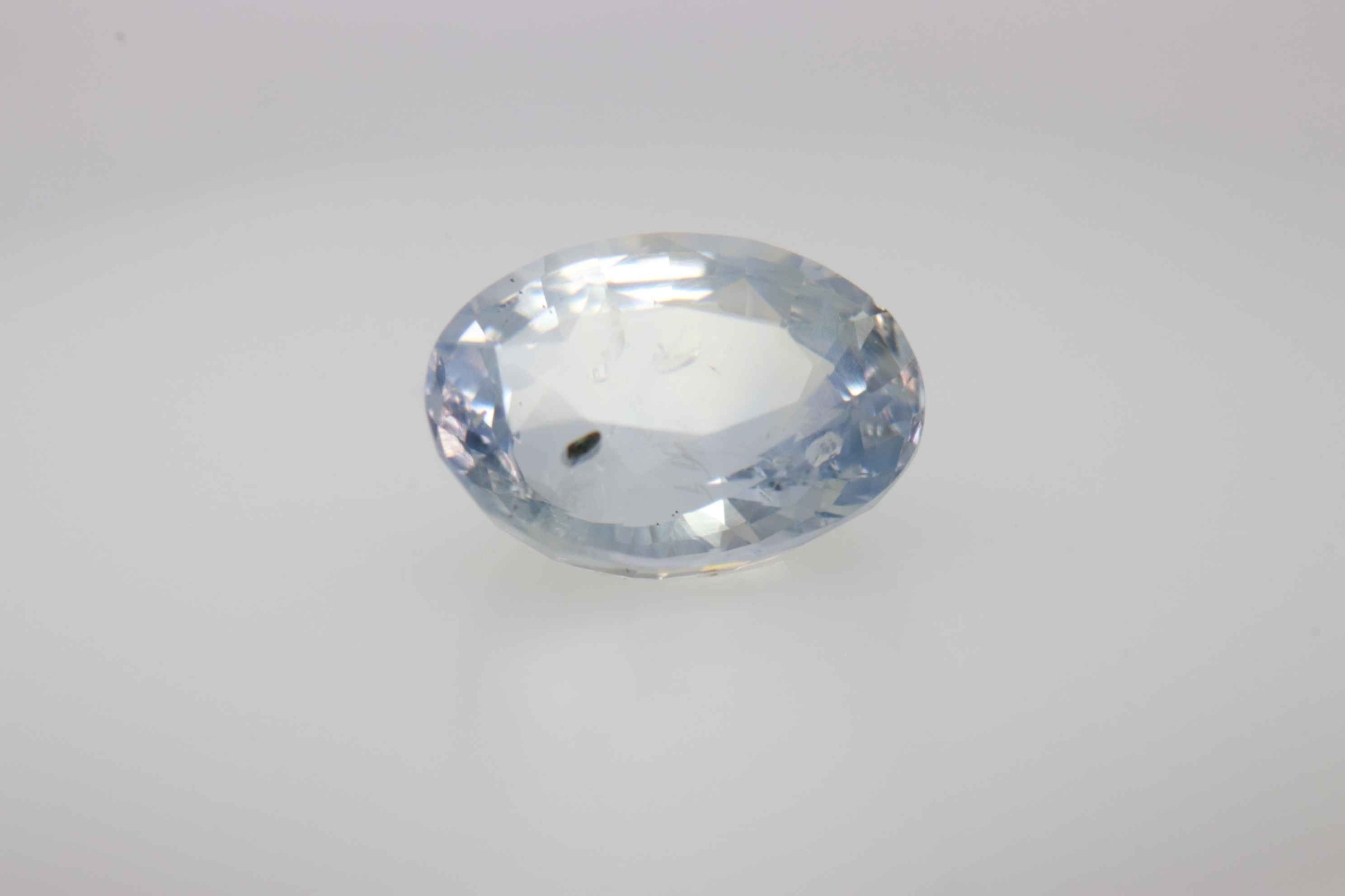 1.5ct Alice Blue Sapphire Vs1 Oval Shape (7.6x5.8x3.8 mm) Unheated gemstone from Sri Lanka