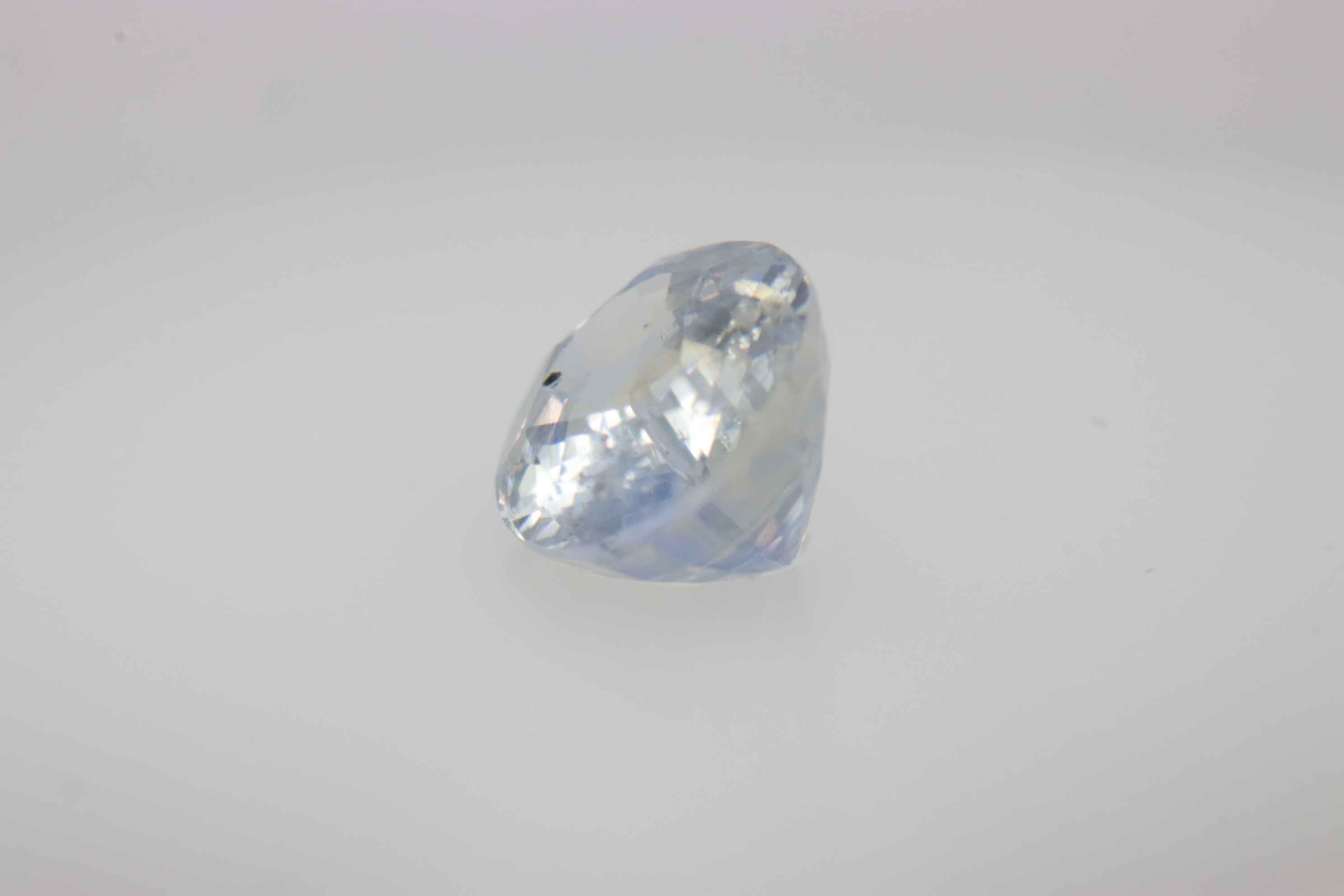1.5ct Alice Blue Sapphire Vs1 Oval Shape (7.6x5.8x3.8 mm) Unheated gemstone from Sri Lanka