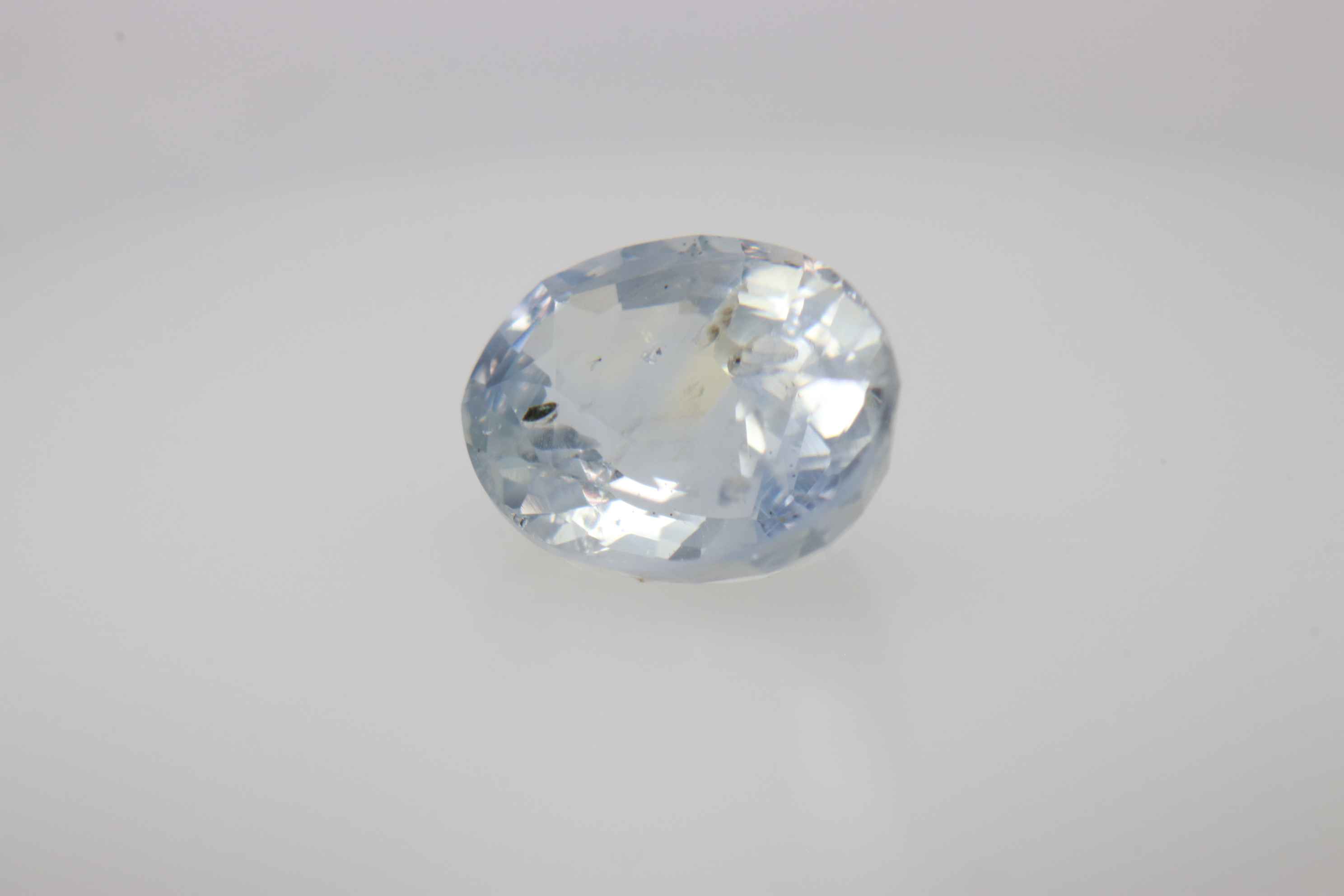 1.5ct Alice Blue Sapphire Vs1 Oval Shape (7.6x5.8x3.8 mm) Unheated gemstone from Sri Lanka