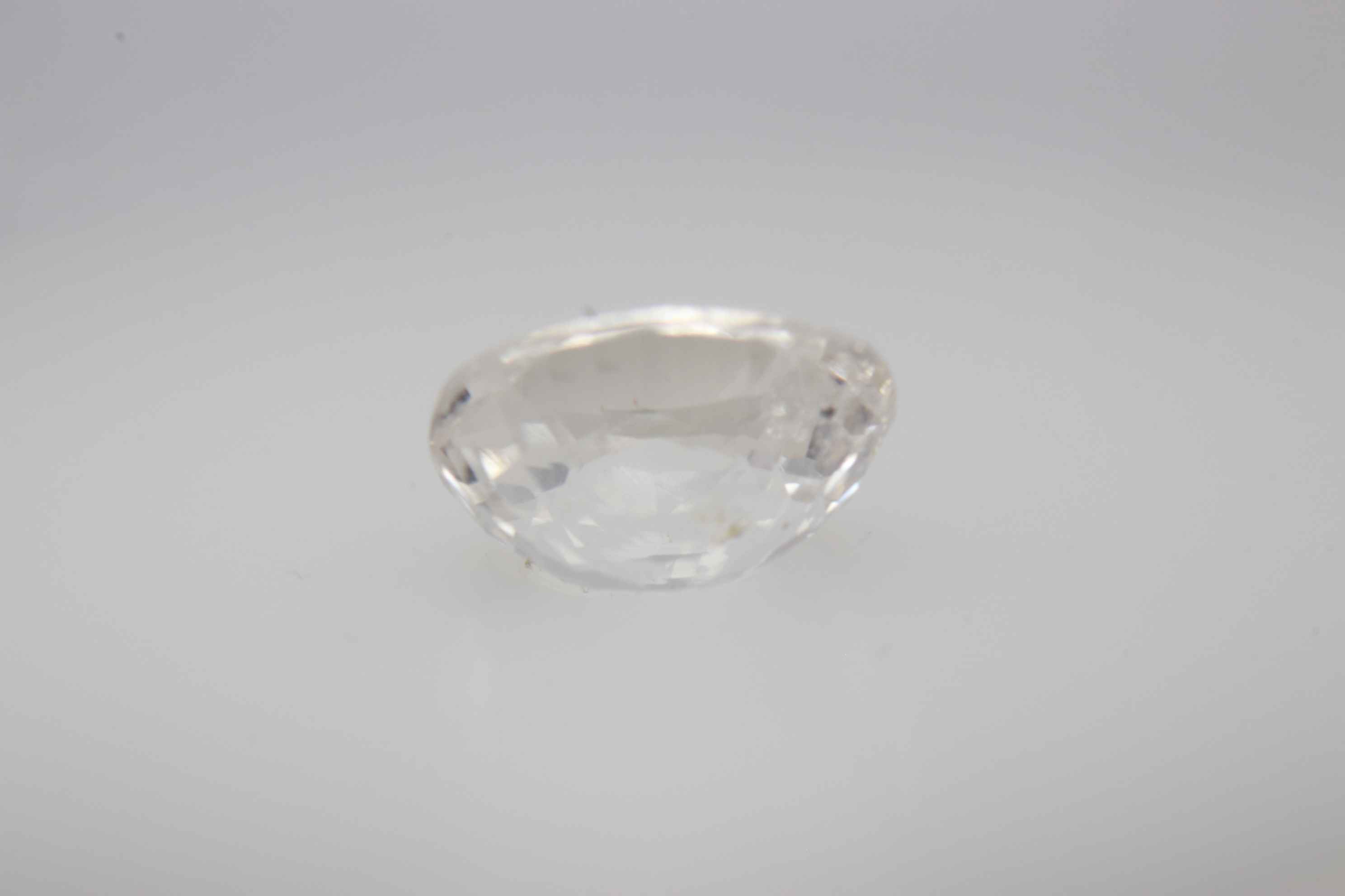 1.2ct Floral White Sapphire VVS Oval Shape (7.0x5.9x3.7 mm) Unheated gemstone from Sri Lanka