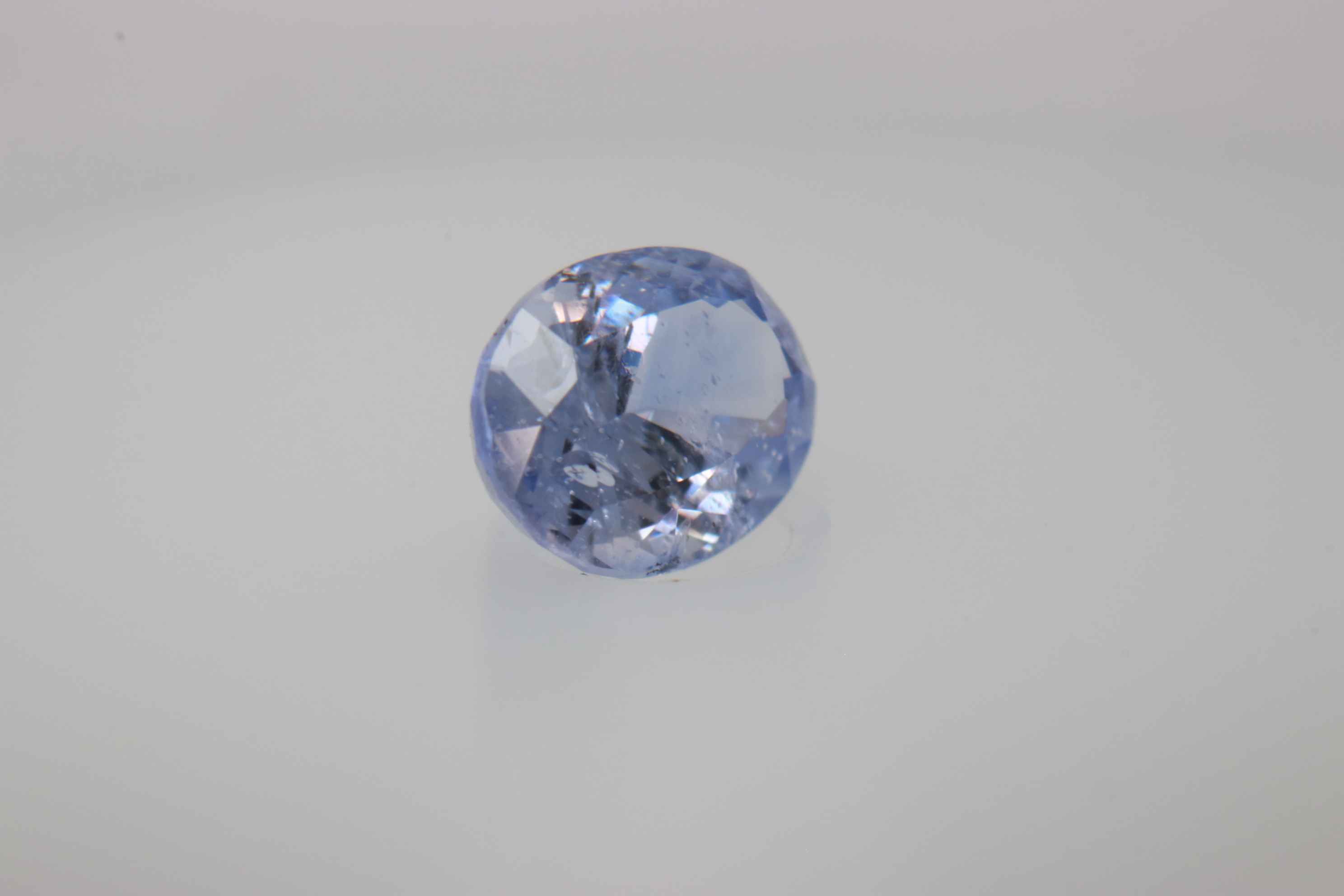 1ct Alice Blue Sapphire Vs1 Oval Shape (6.6x4.8x3.7 mm) Unheated gemstone from Sri Lanka