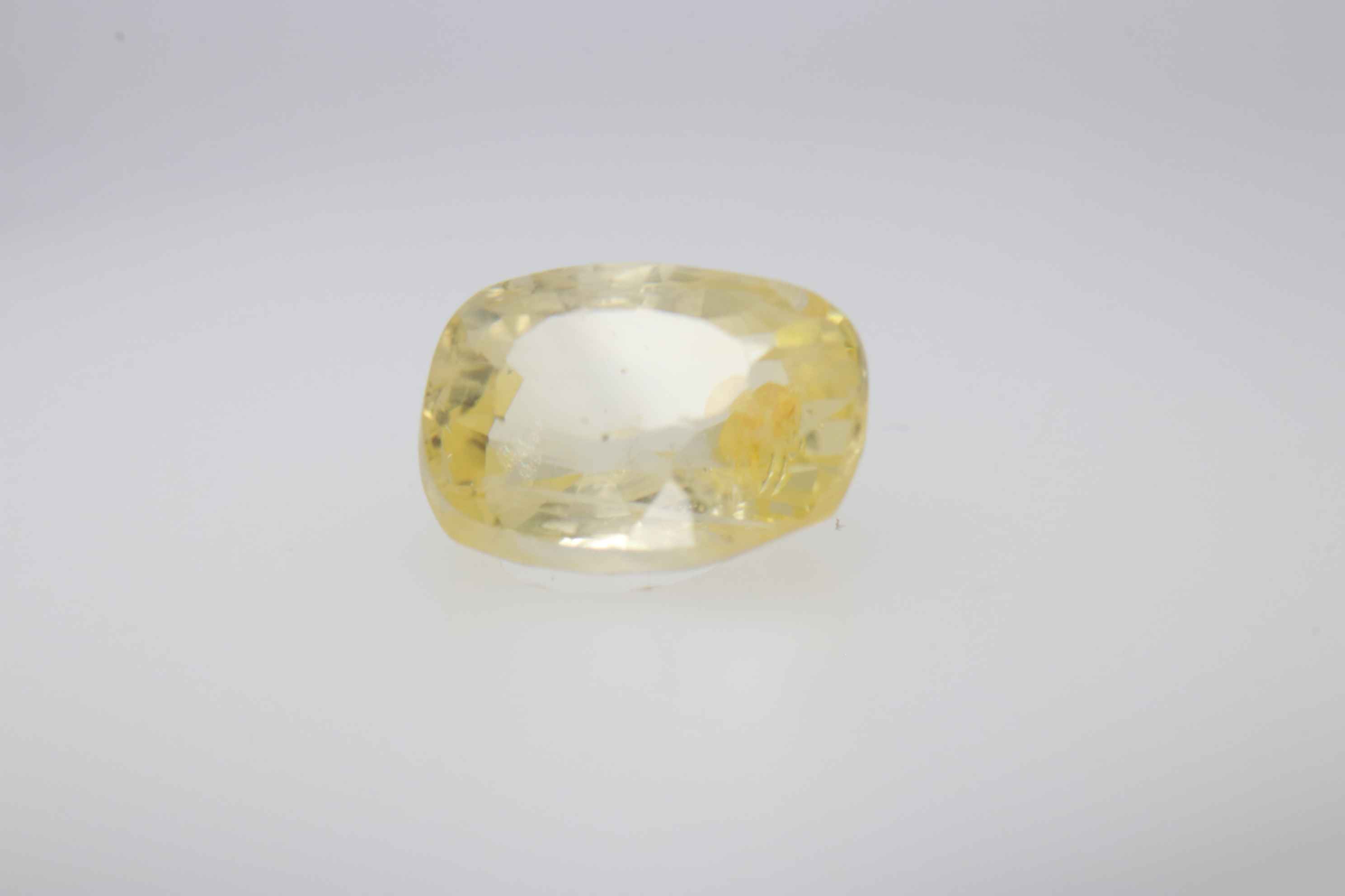1.3ct Yellow Sapphire VVS1 Emerald Shape (6.7x5.2x3.6 mm) Unheated gemstone from Sri Lanka