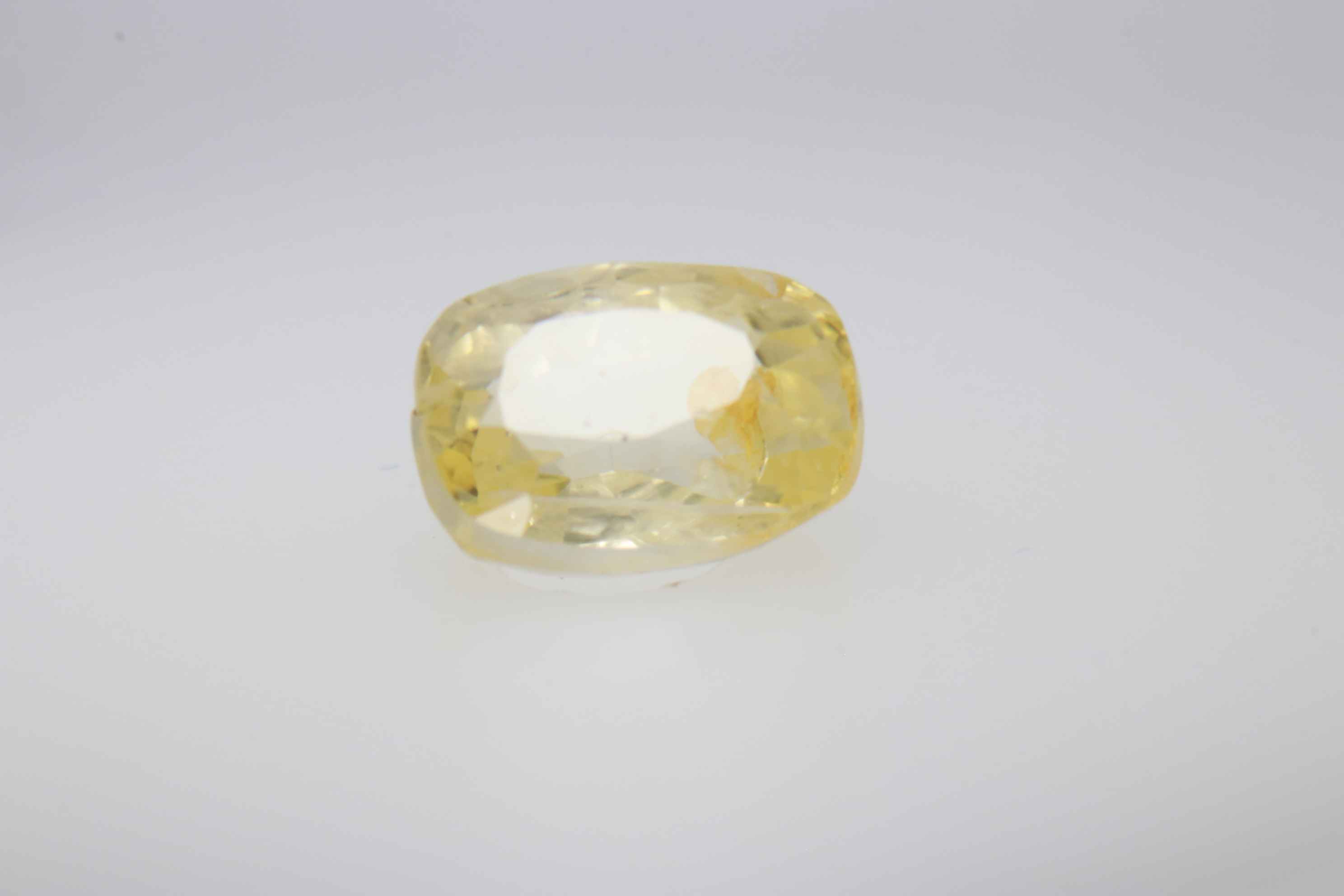 1.3ct Yellow Sapphire VVS1 Emerald Shape (6.7x5.2x3.6 mm) Unheated gemstone from Sri Lanka