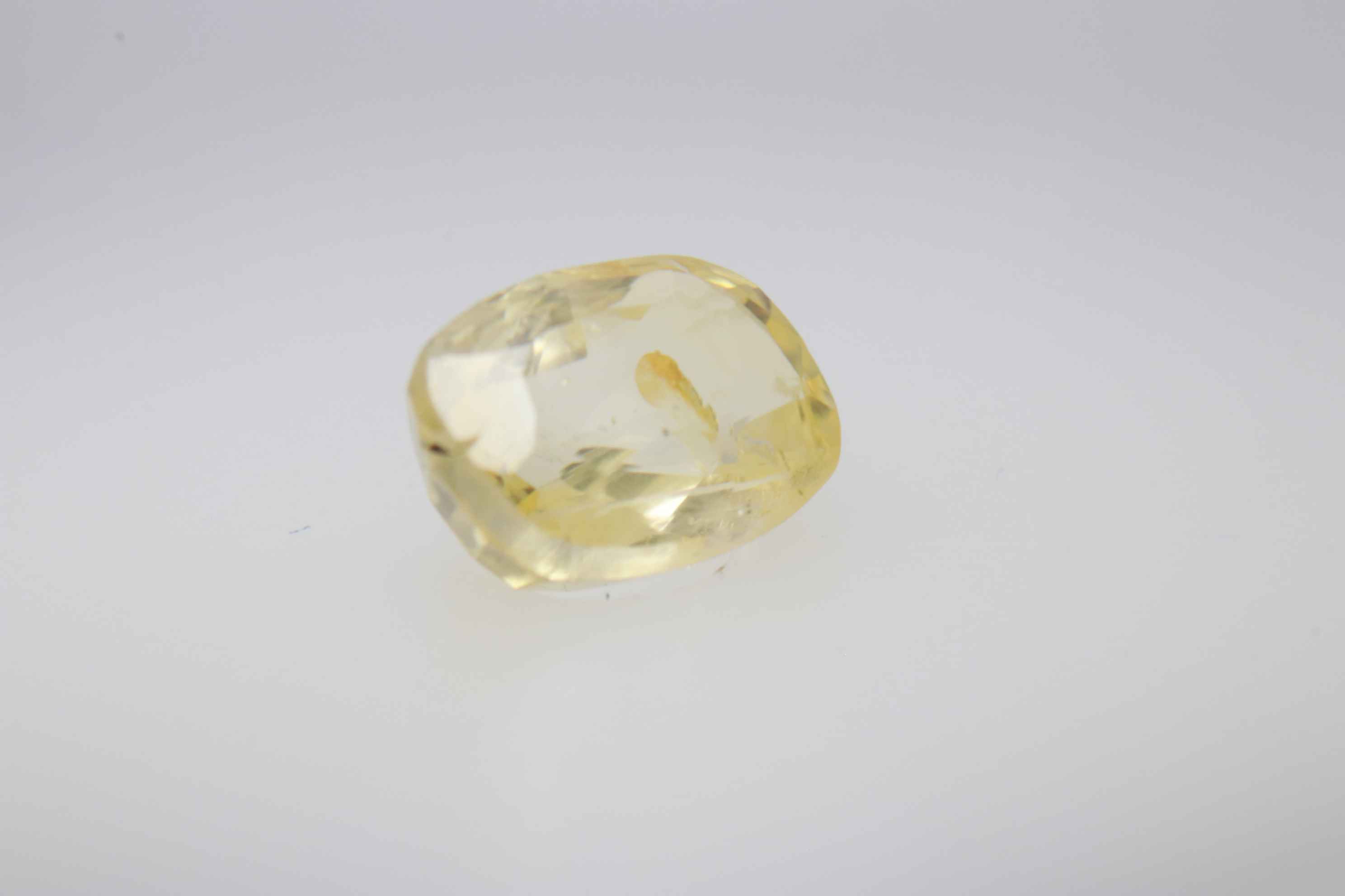 1.3ct Yellow Sapphire VVS1 Emerald Shape (6.7x5.2x3.6 mm) Unheated gemstone from Sri Lanka