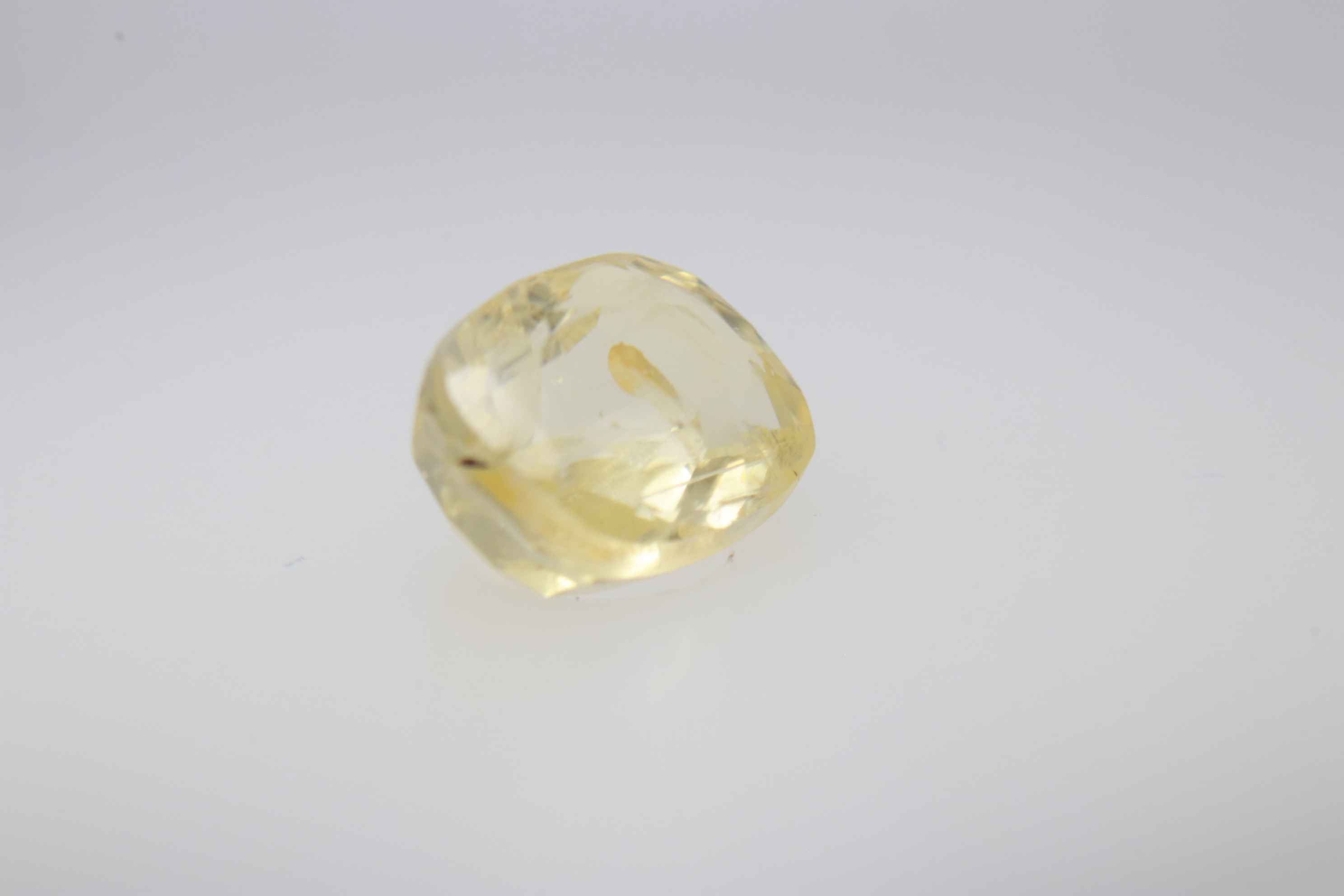 1.3ct Yellow Sapphire VVS1 Emerald Shape (6.7x5.2x3.6 mm) Unheated gemstone from Sri Lanka