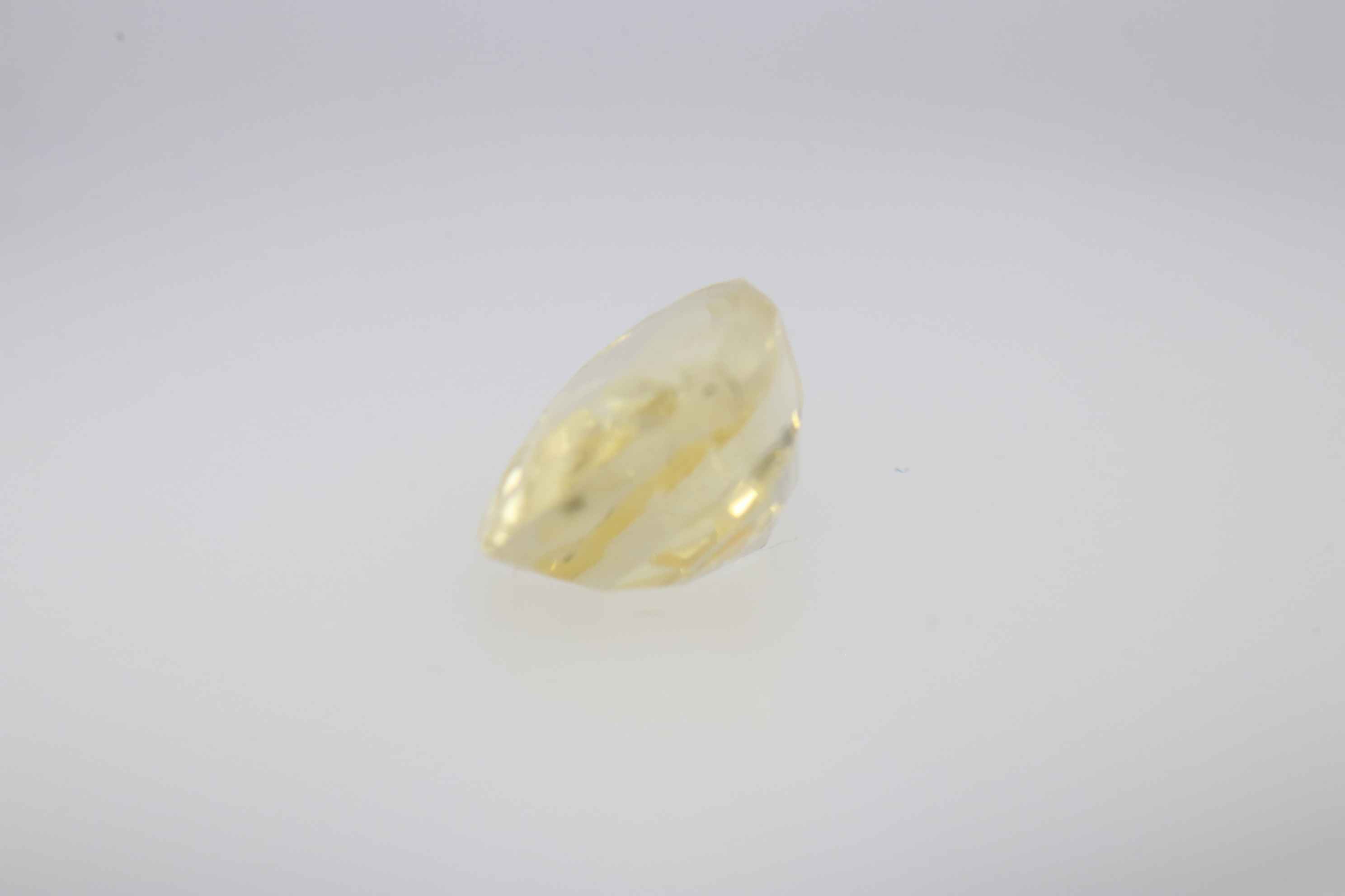 1.3ct Yellow Sapphire VVS1 Emerald Shape (6.7x5.2x3.6 mm) Unheated gemstone from Sri Lanka