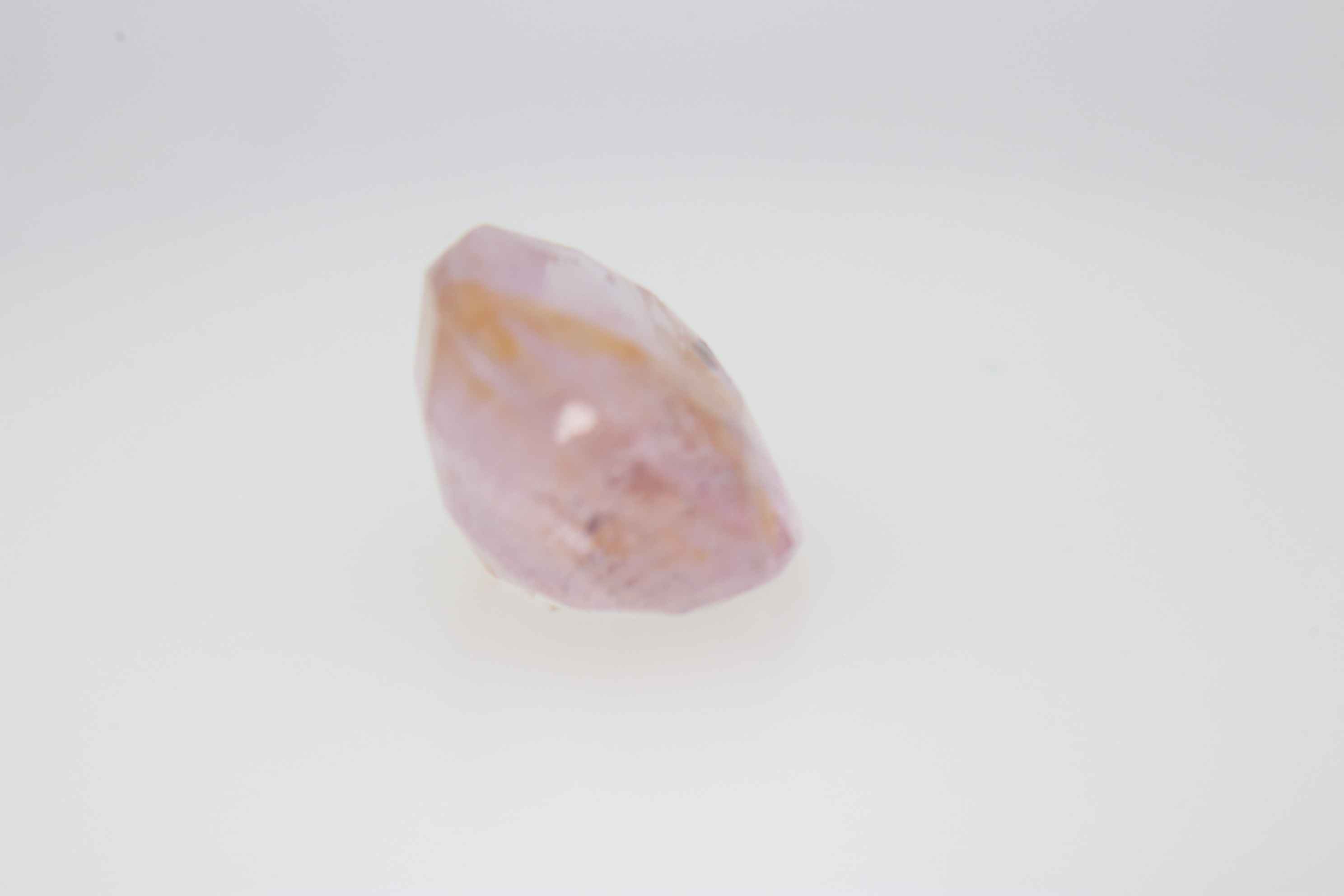 2.2ct Hot Pink Padparadscha Twinning wisp Oval Shape (7.8x6.8x4.5 mm) Unheated gemstone from Sri Lanka