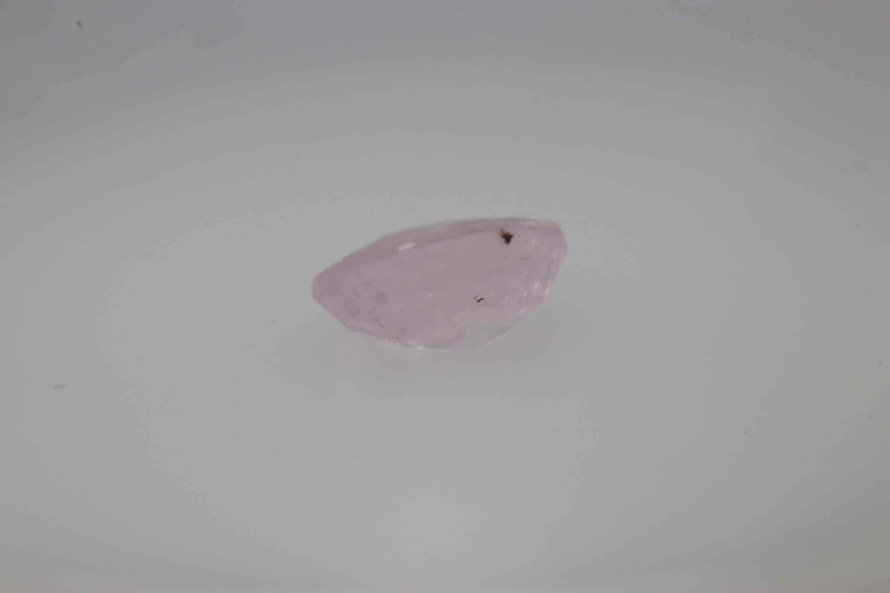 0.8ct Light Pink Sapphire Vs1 Oval Shape (6.2x5.2x2.7 mm) Unheated gemstone from Sri Lanka