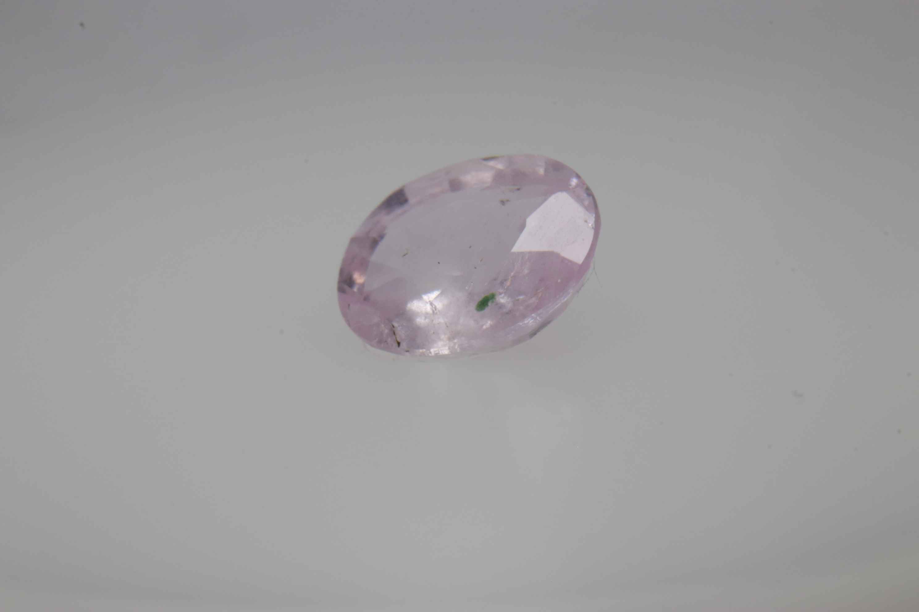 0.8ct Light Pink Sapphire Vs1 Oval Shape (6.2x5.2x2.7 mm) Unheated gemstone from Sri Lanka
