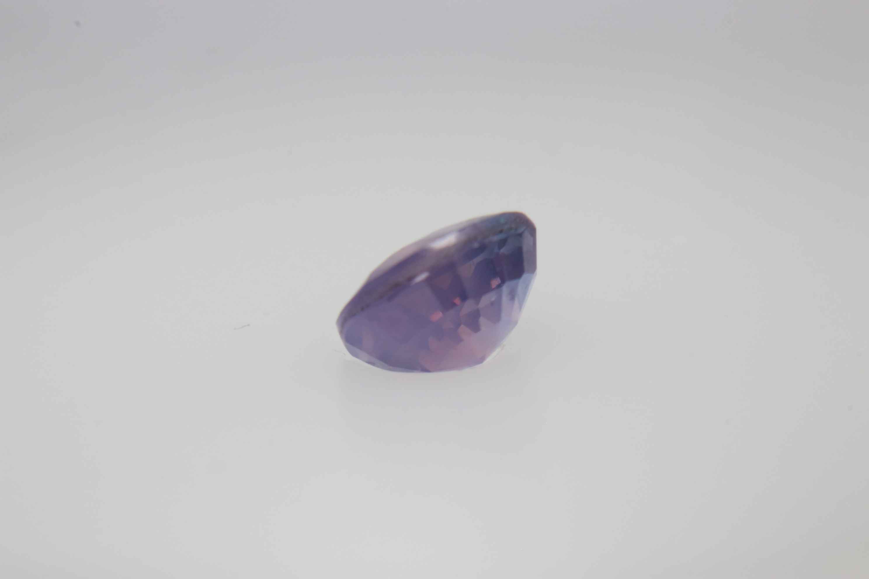 0.85ct Lavender Blush Sapphire VVS Round Shape (0x4.9x5.3 mm) Unheated gemstone from Sri Lanka