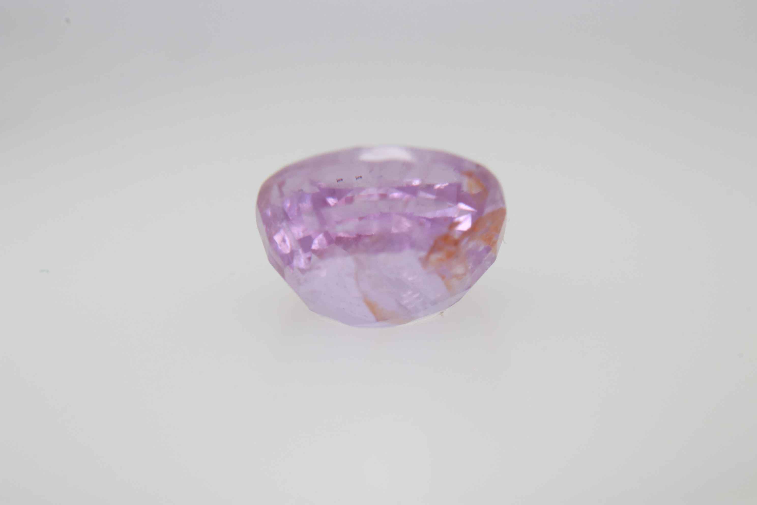 1.6ct Light Pink Padparadscha Feather Oval Shape (6.6x5.9x4.2 mm) Unheated gemstone from Sri Lanka