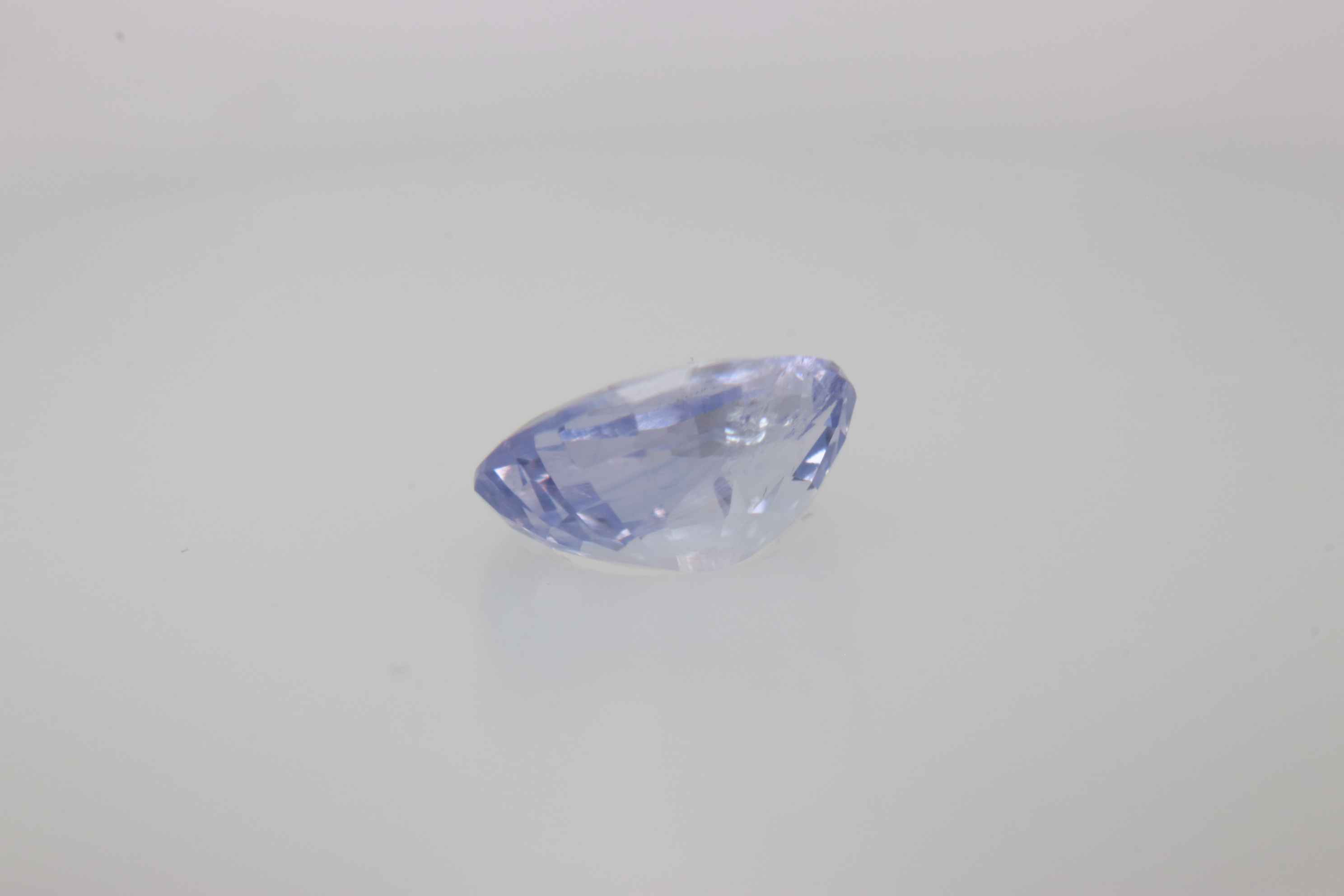 0.8ct Alice Blue Sapphire VVS Oval Shape (5.9x4.8x2.8 mm) Unheated gemstone from Sri Lanka