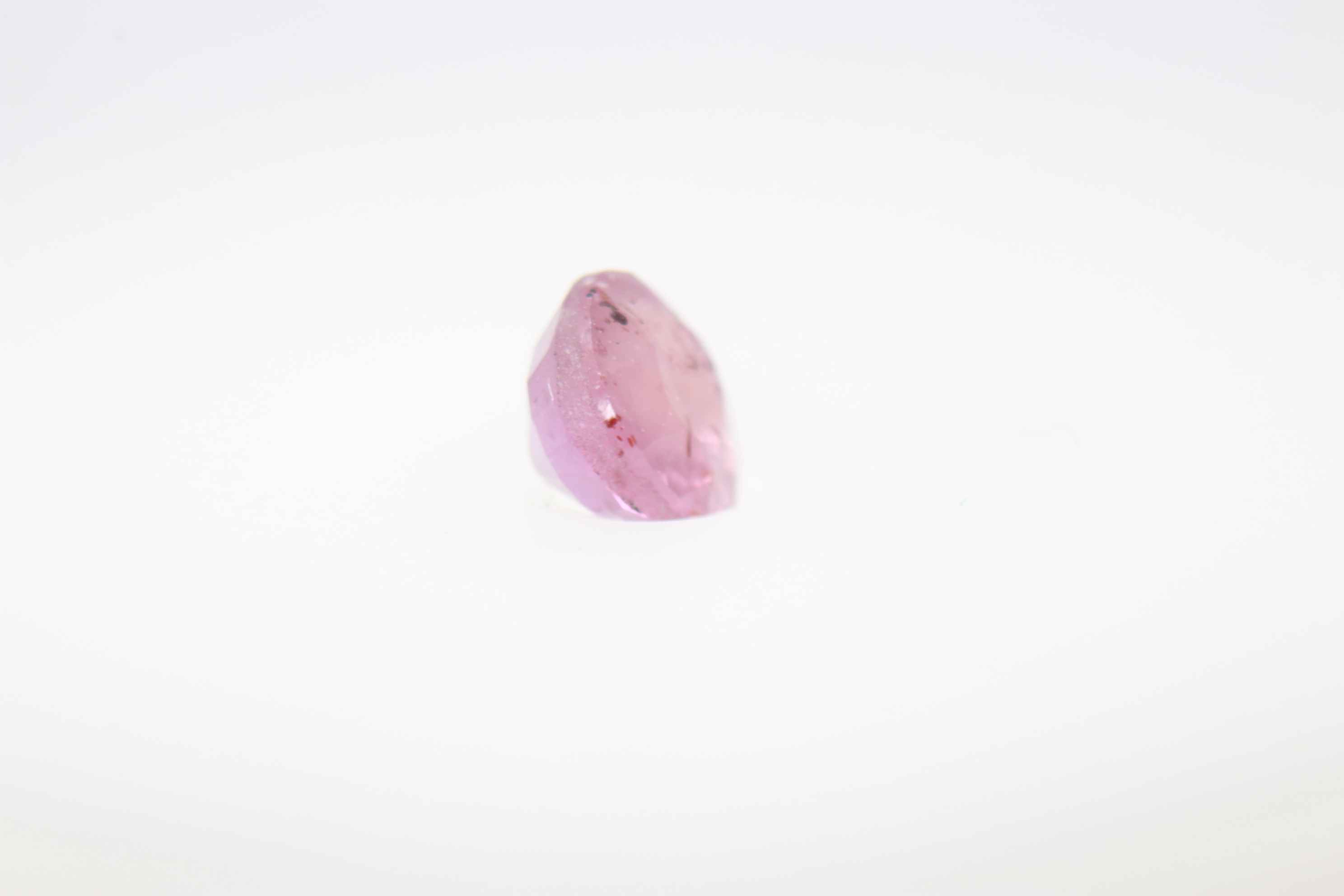 0.5ct Light Pink Padparadscha SI1 Oval Shape (4.9x3.8x2.8 mm) Unheated gemstone from Sri Lanka