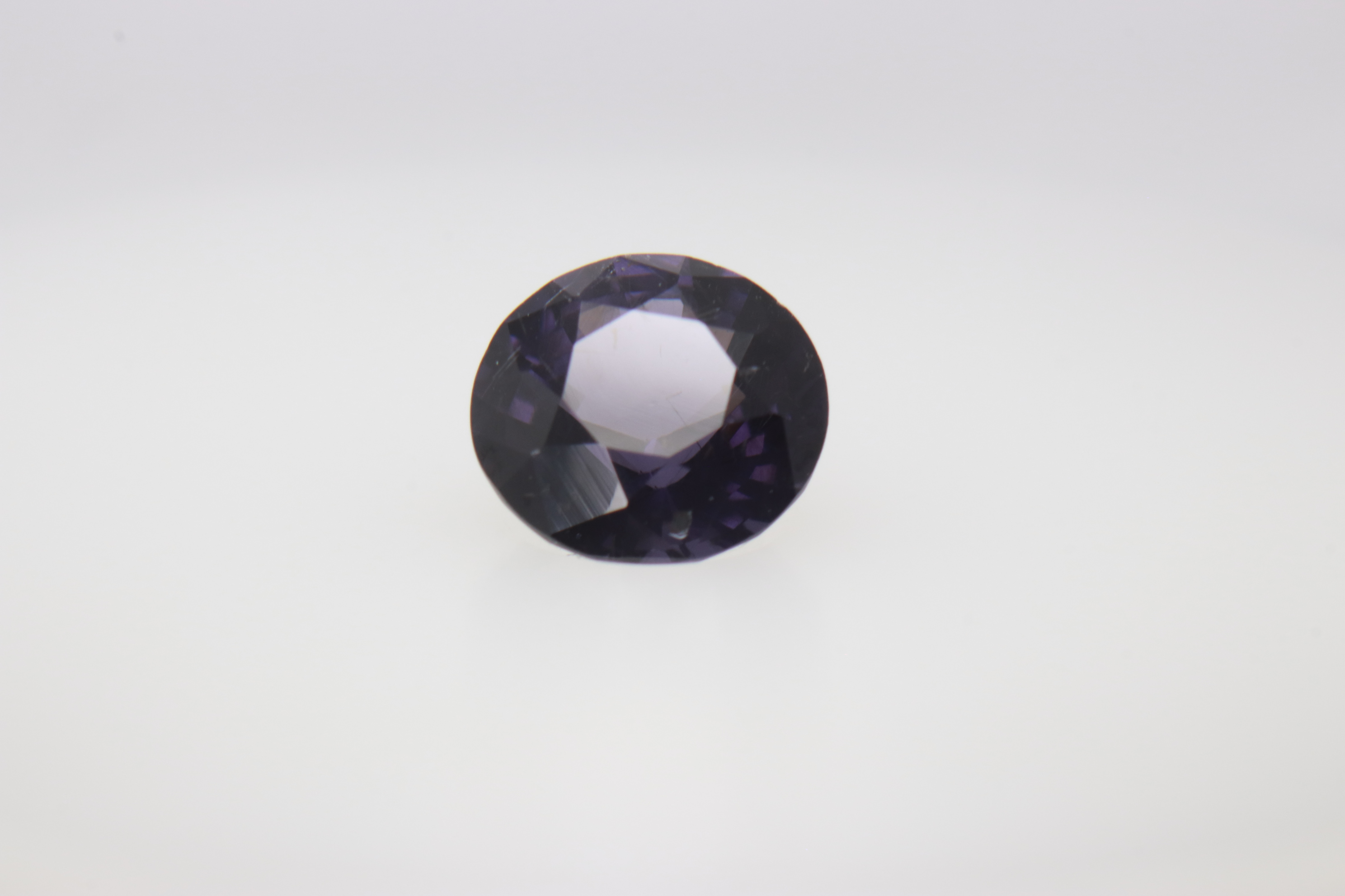 0.8ct Cobolt Spinel Vs Round Shape (0x5.7x4.1 mm) Unheated gemstone from Sri Lanka