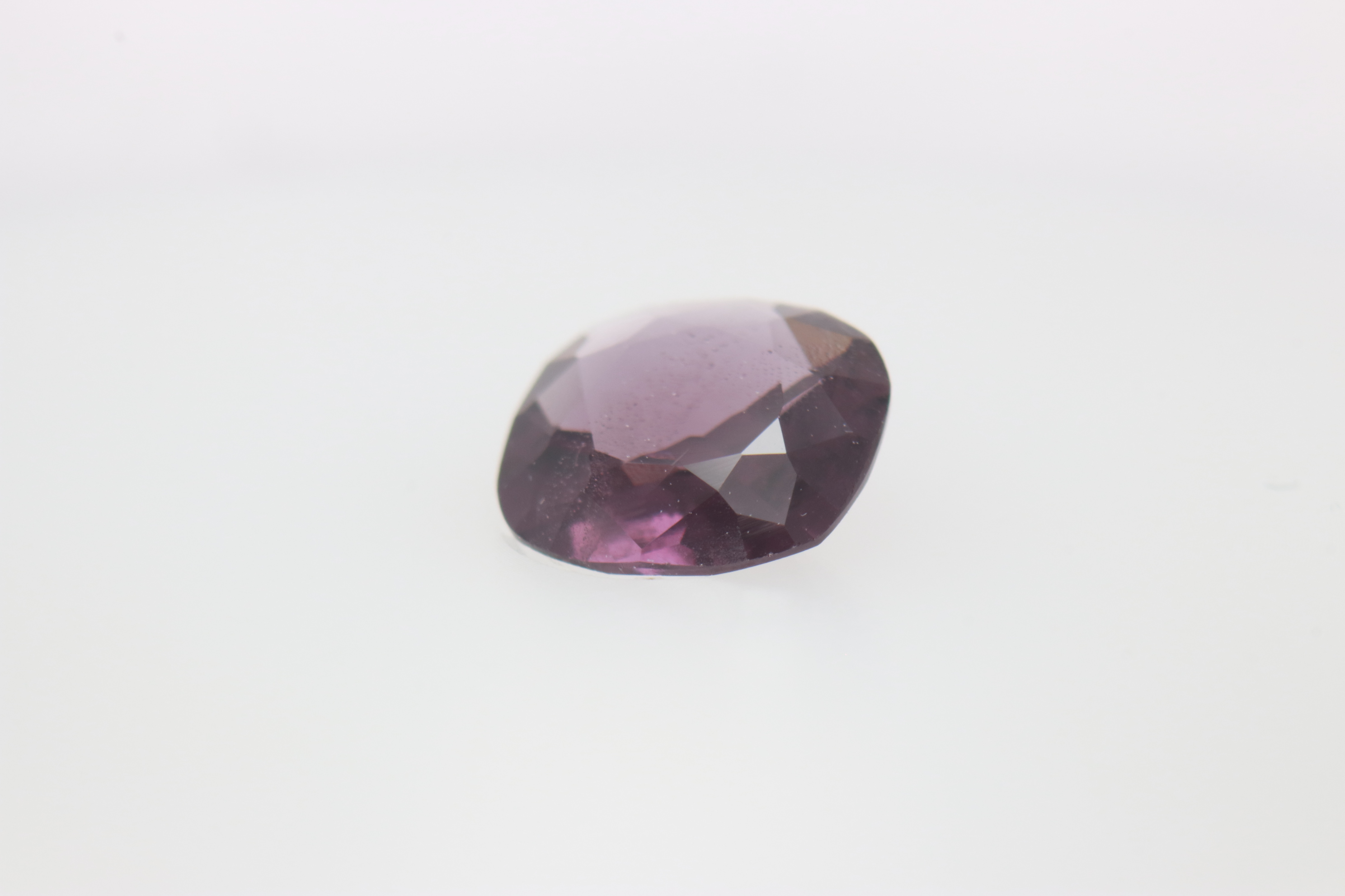 0.8ct Purple Spinel Vs1 Round Shape (0x6.1x2.4 mm) Unheated gemstone from Sri Lanka