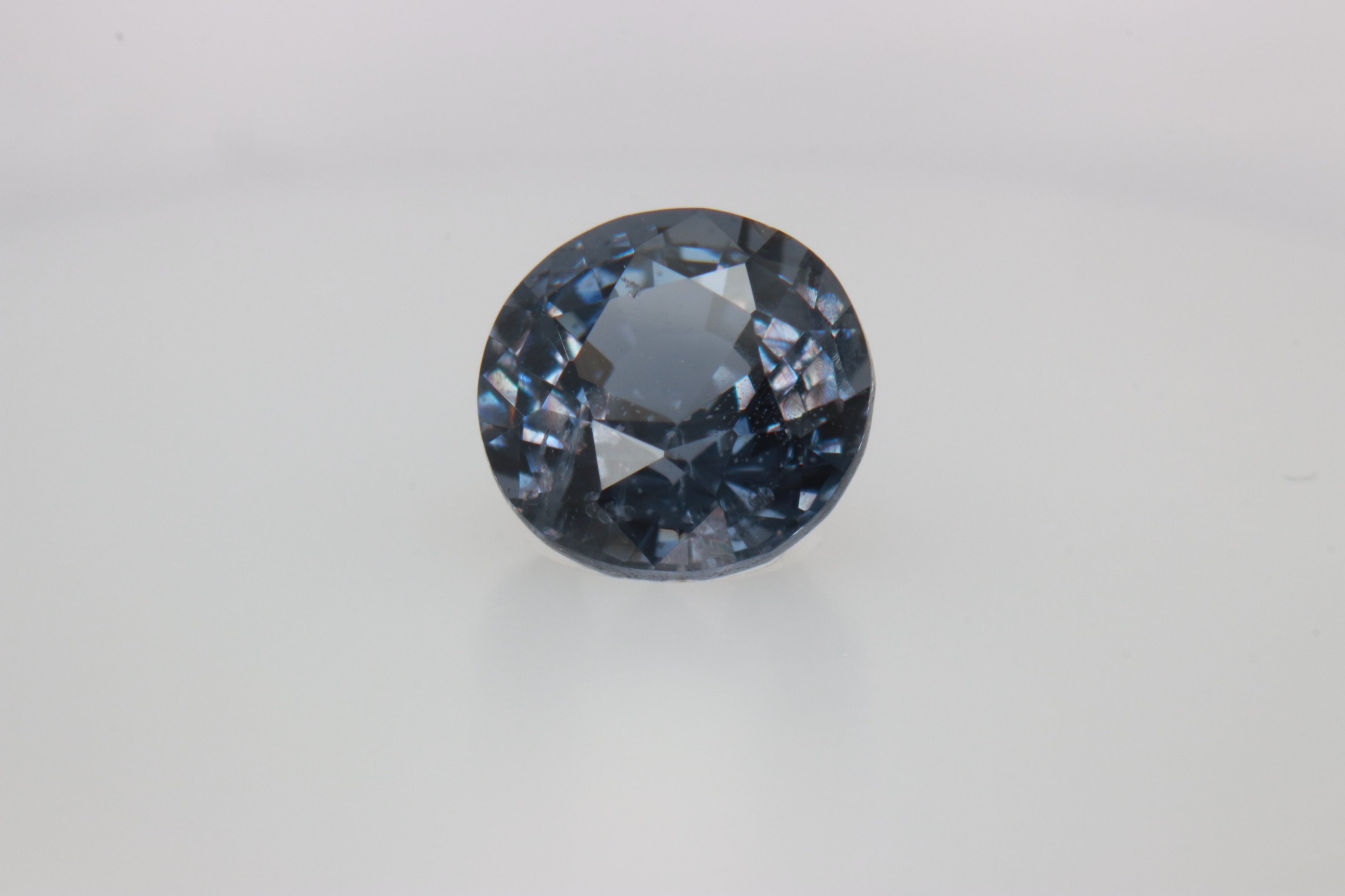 1.1ct Cobolt Spinel Vs1 Round Shape (0x6.1x4.5 mm) Unheated gemstone from Sri Lanka