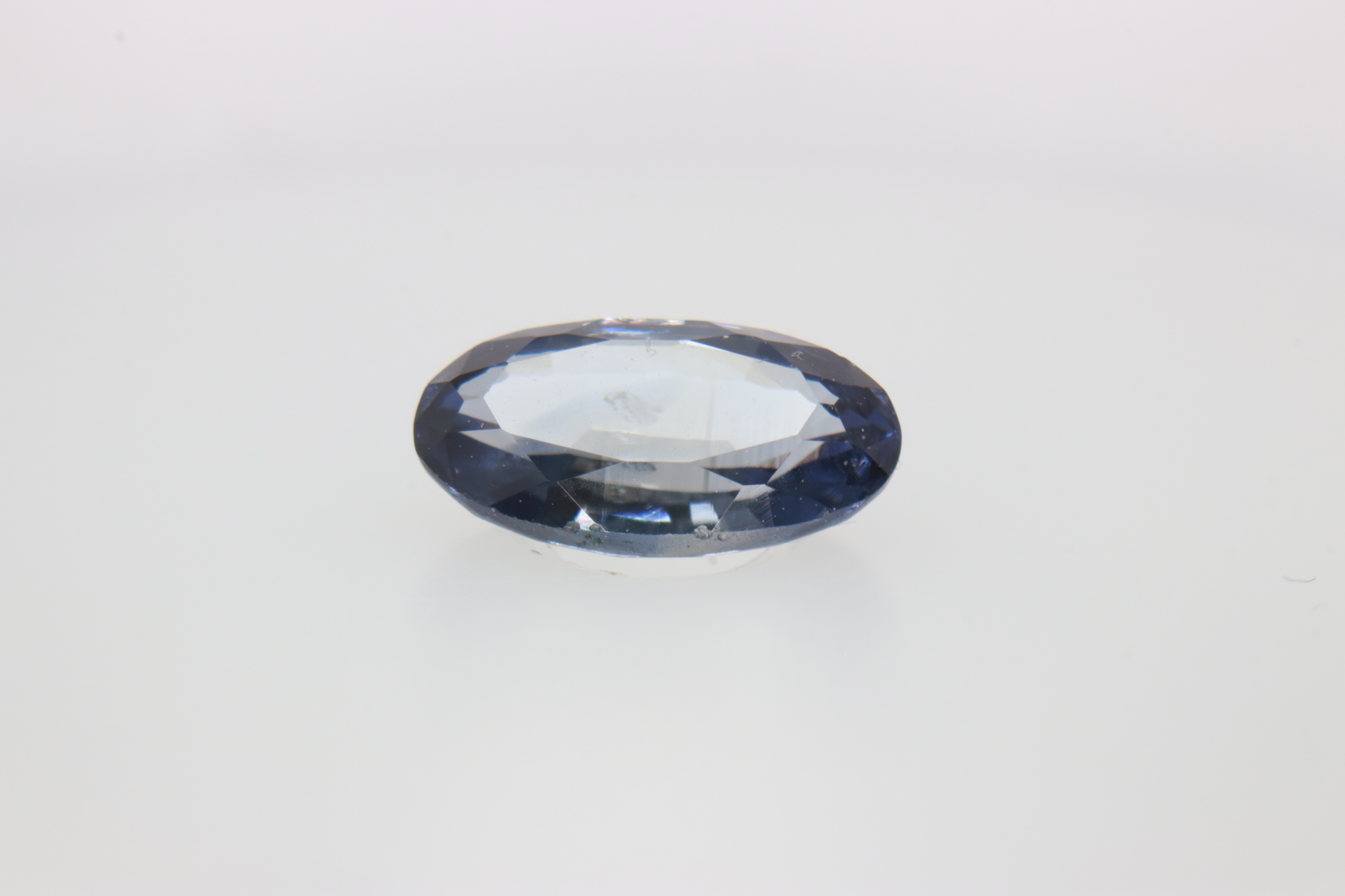0.5ct Dodger Blue Spinel VVS1 Oval Shape (7.6x4.1x2.8 mm) Unheated gemstone from Sri Lanka
